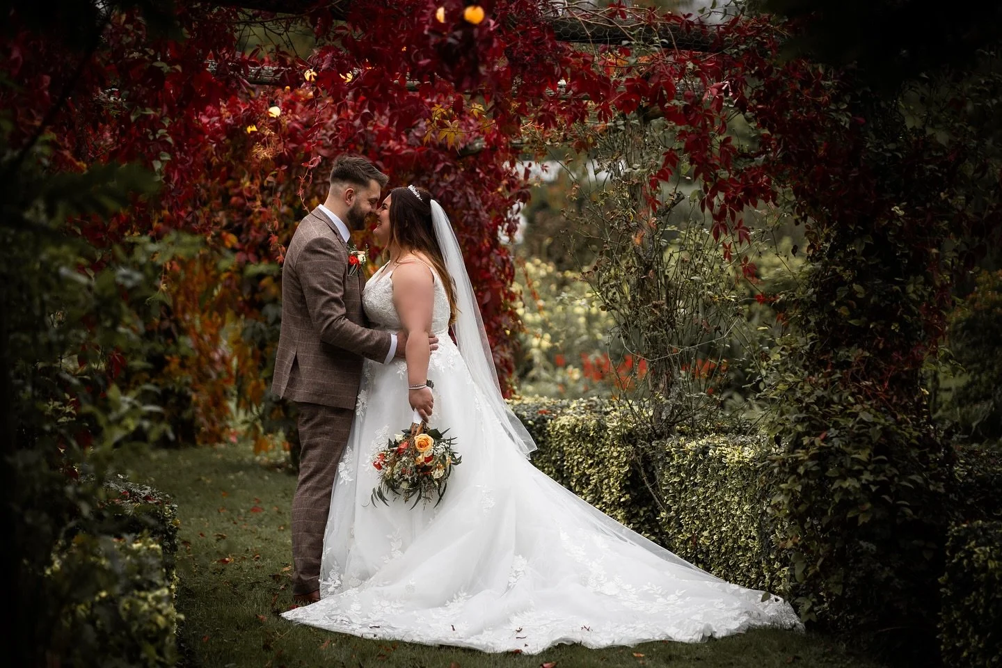 Congratulations Mr &amp; Mrs French! 🤍 I hope your wedding was everything you dreamed of!

Your day was filled with so many great memories, the emotional first looks, live sketching from the fabulous @sketchedbysiena and awesome entertainment from @