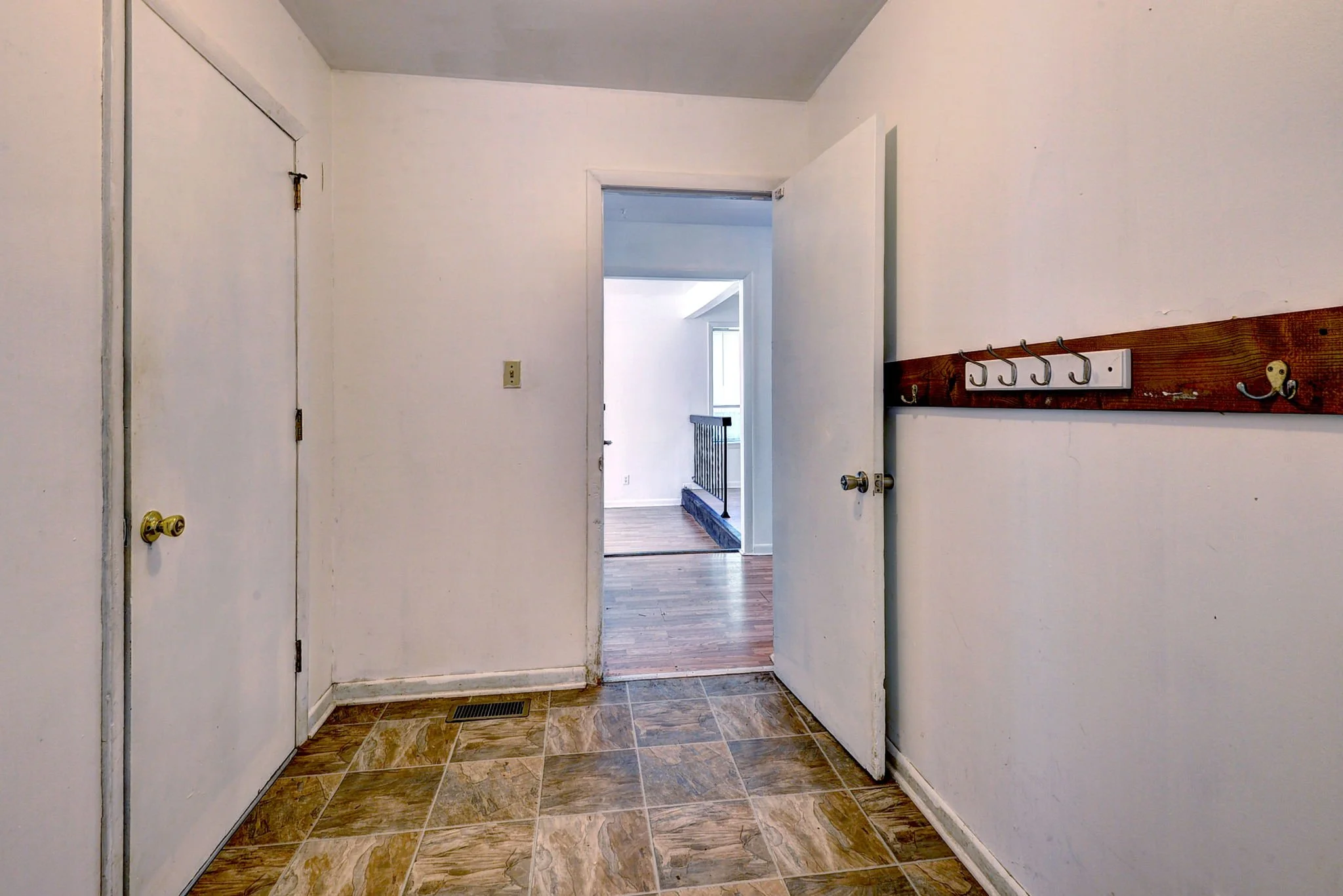 20-web-or-mls-ARC_2622_3_4 copy.jpg