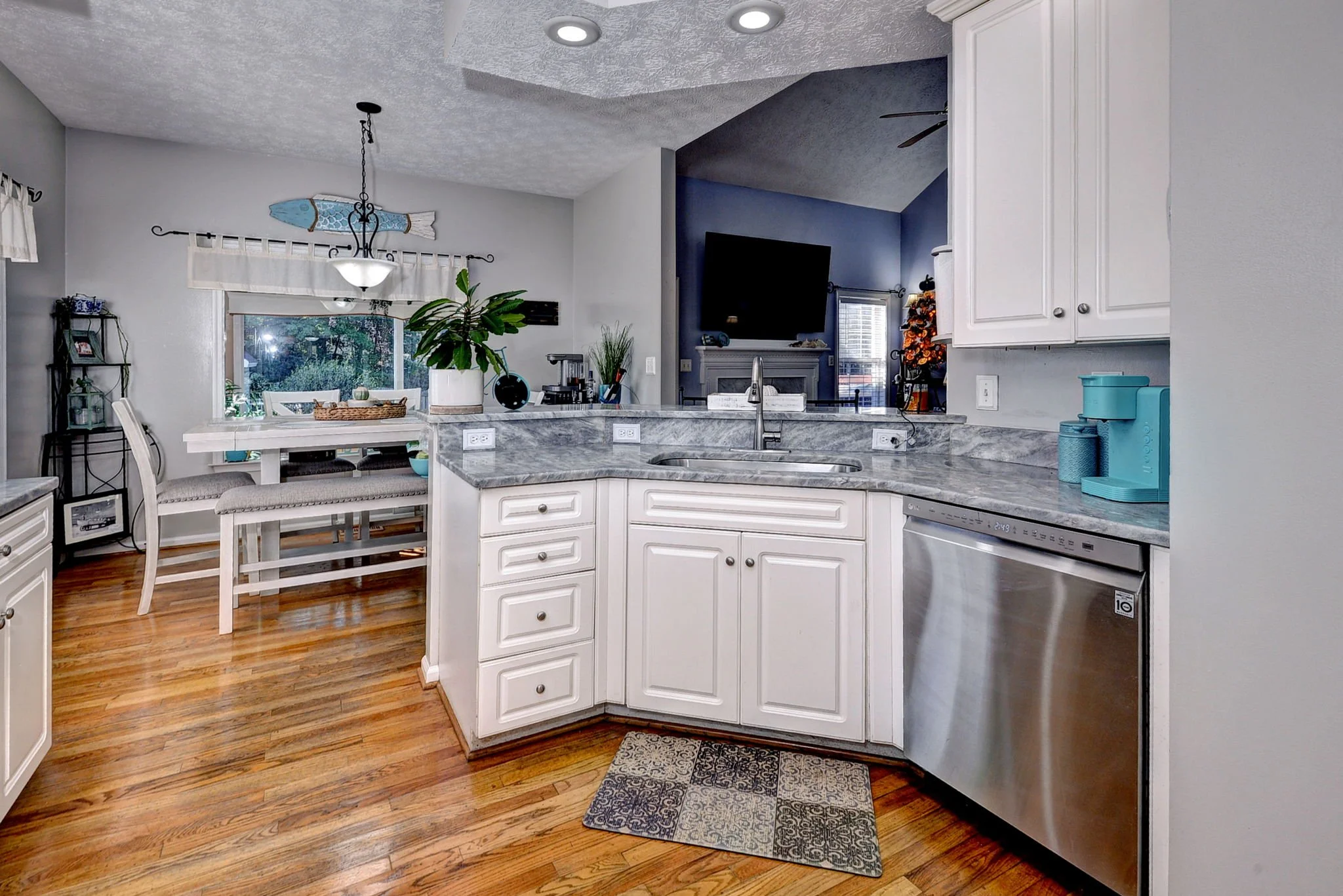 305 Ludlow - Web 20.jpg