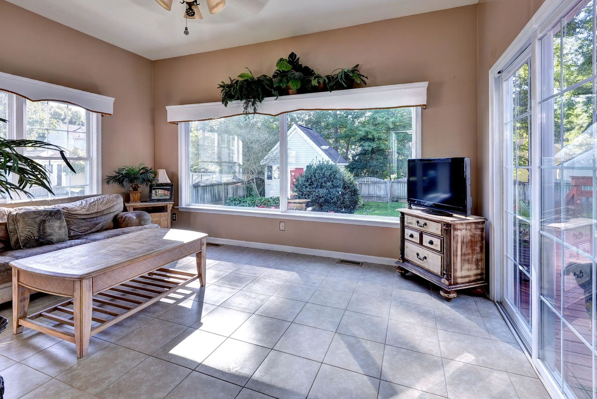 305 Ludlow - Web 280.jpg