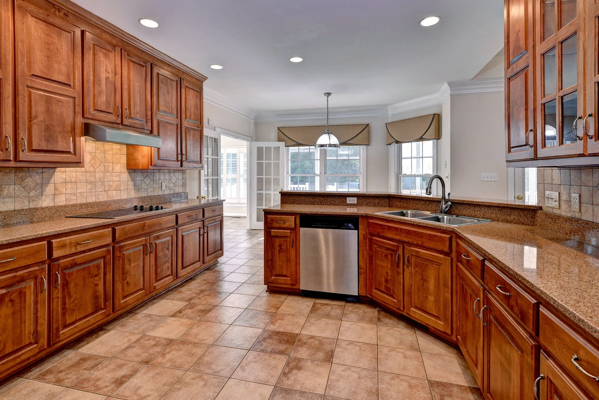 17-web-or-mls-ARC_2542_3_4 copy.jpg