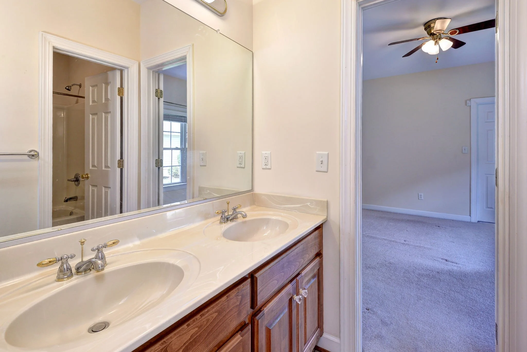 28-web-or-mls-ARC_2650_1_2 copy.jpg