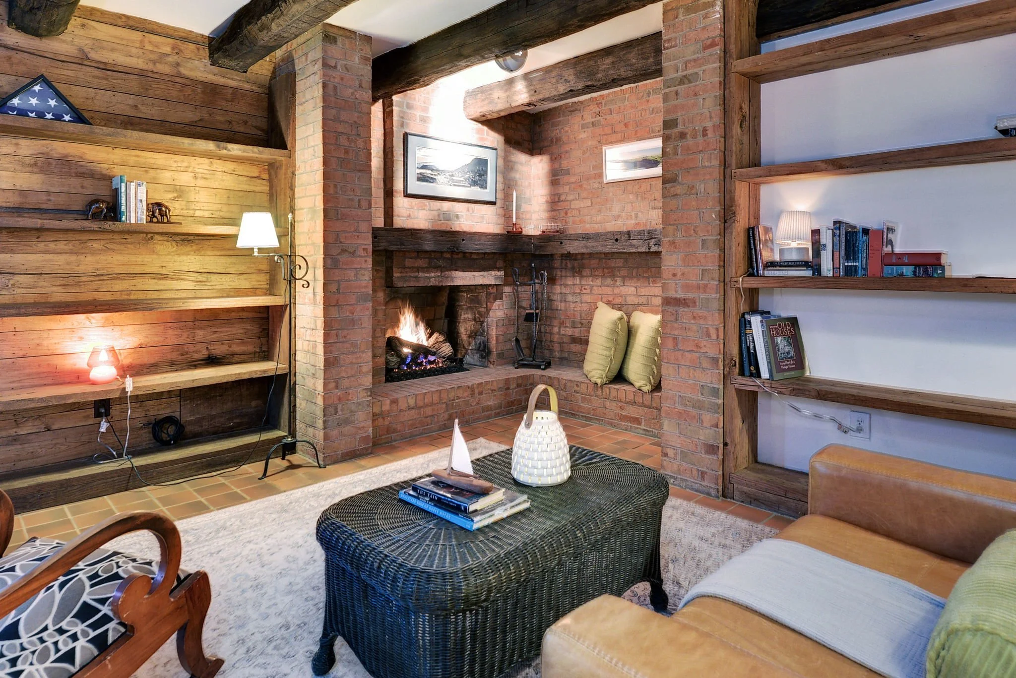 48-web-or-mls-ARC_7839_40_41 copy.jpg