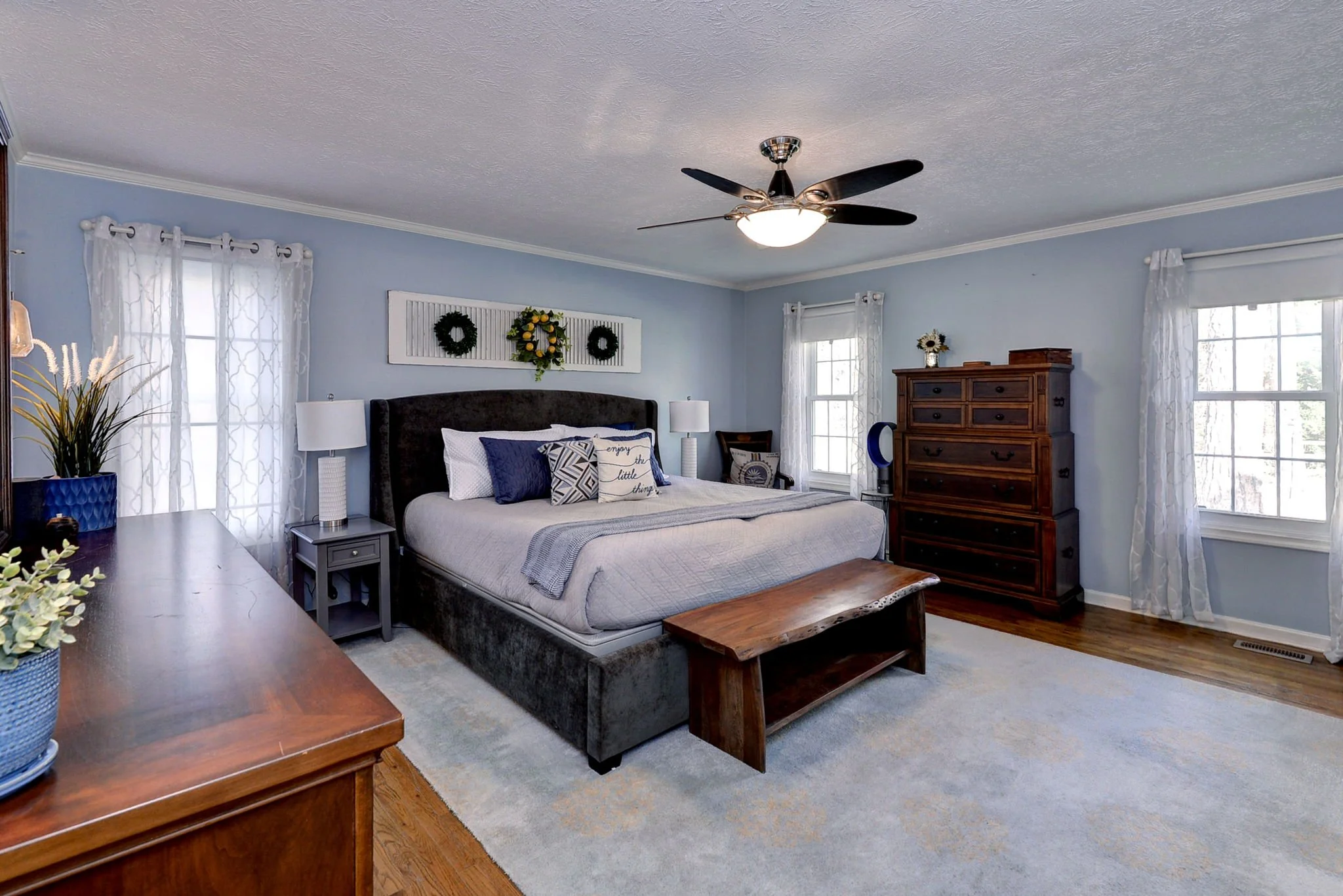 27-web-or-mls-ARC_7740_1_2 copy.jpg