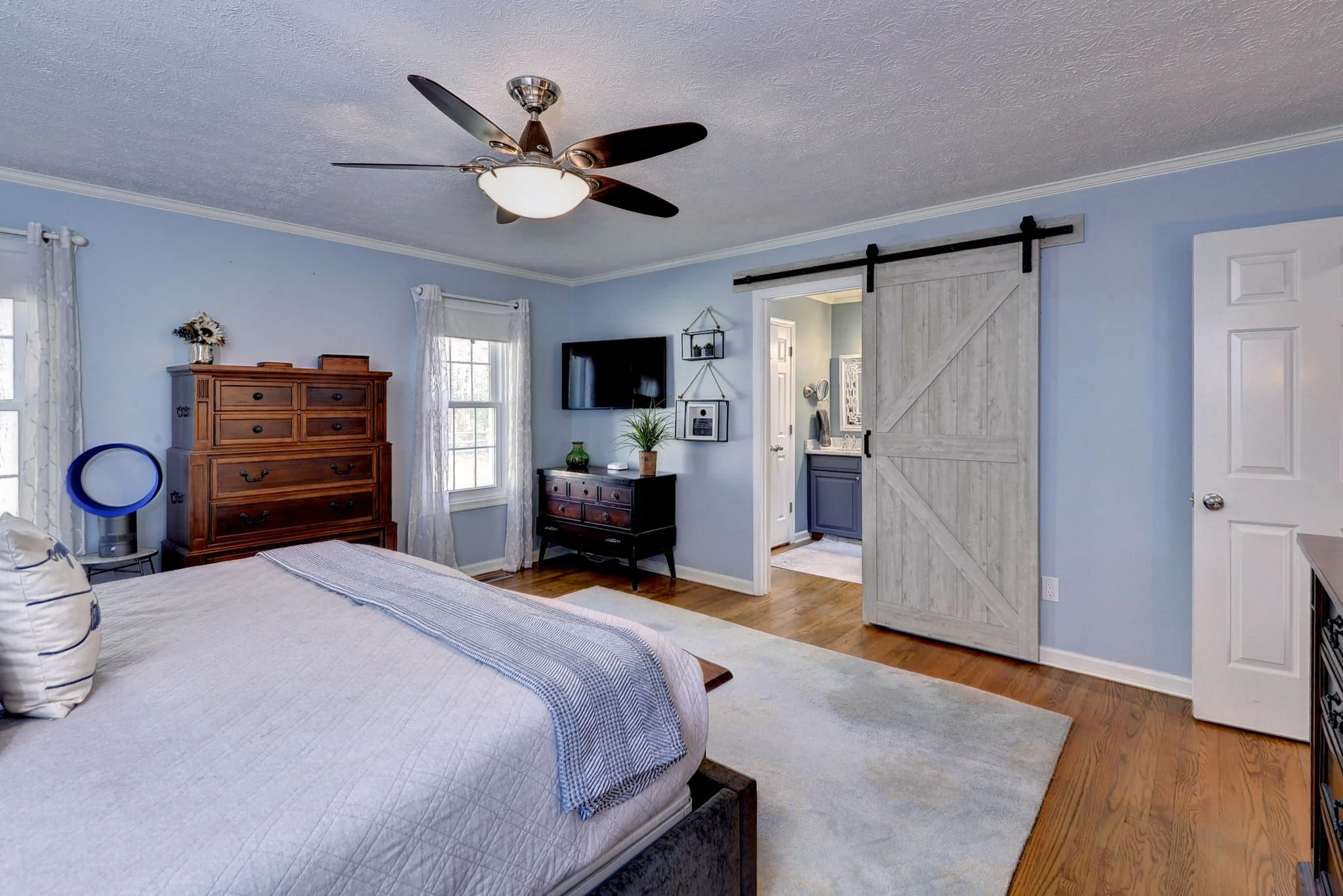 28-web-or-mls-ARC_7758_59_60 copy.jpg