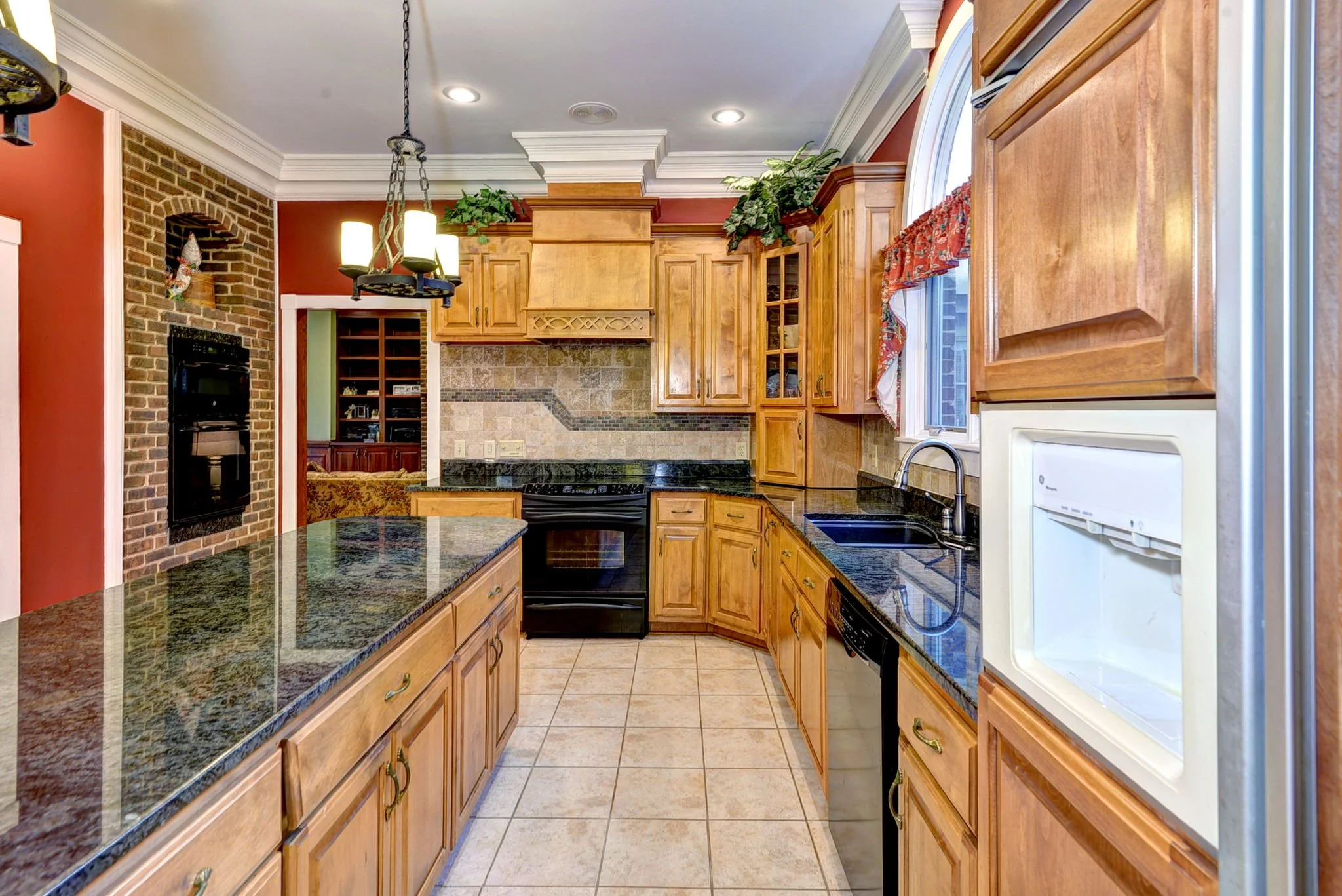 23-web-or-mls-ARC_3556_7_8 copy.jpg