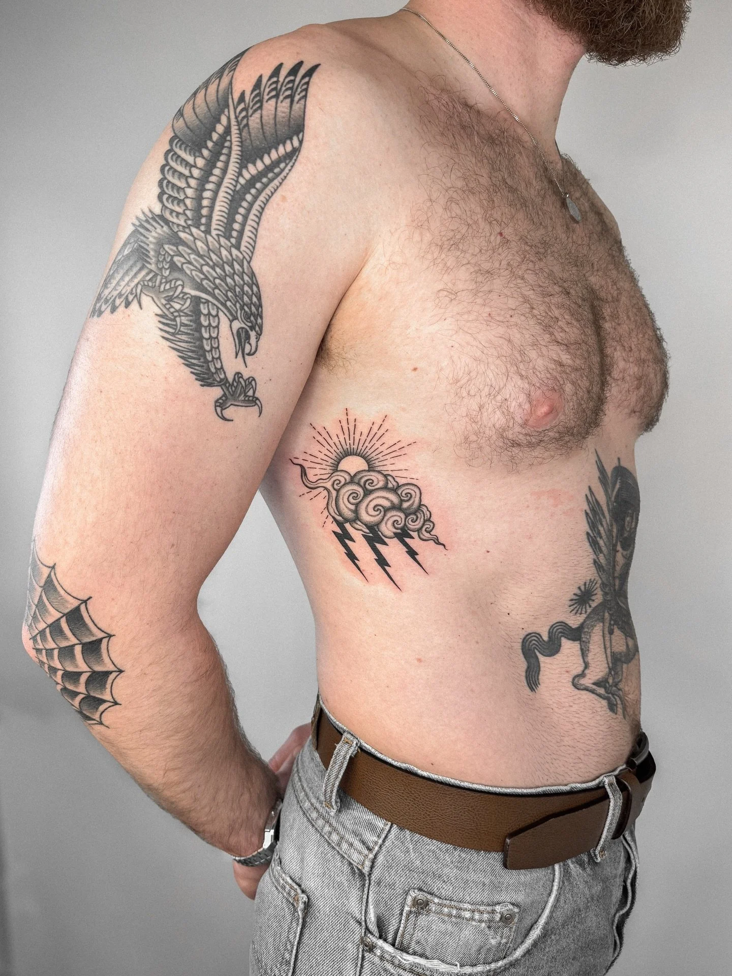 Coolest placement. I&rsquo;m always up for a cloud! 
To book send an email to: whiskeyandcreamtattoo@gmail.com ✨☁️☀️
.
.
.
.
#thundertattoo #amsterdamtattoo #illustrativetattoos #cloudtattoo #surrealismtattoo