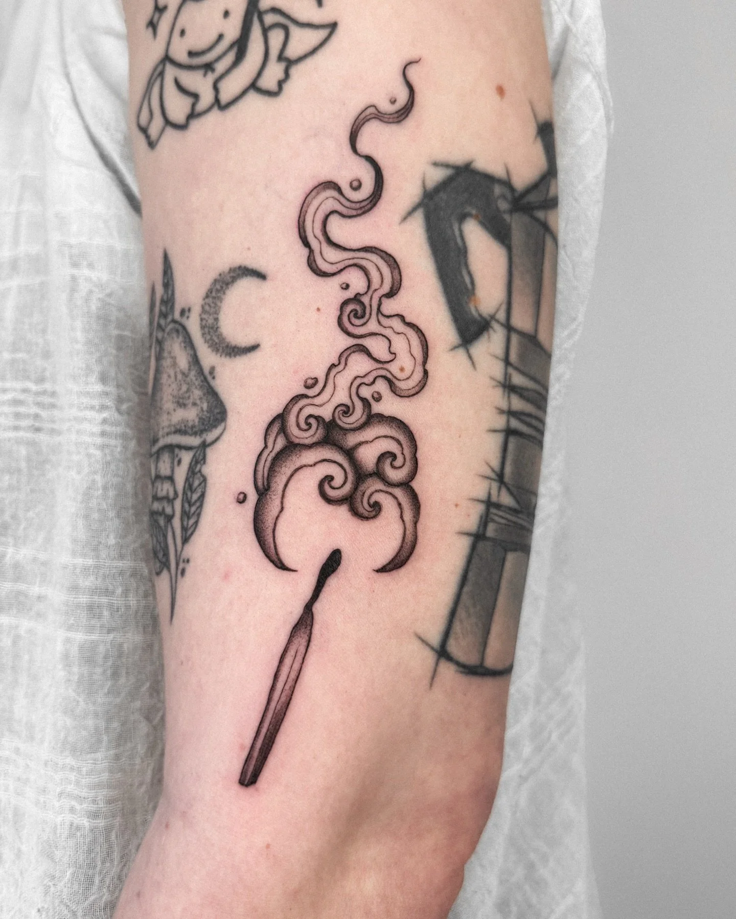 I never get enough of these🔥

Bookings are open,📍 HAARLEM, NL 🇳🇱
To book send an email to: whiskeyandcreamtattoo@gmail.com or click the link in the bio 
.
.
.
#amsterdamtattoo #surrealismtattoo #fillertattoo #illustrativetattoos #haarlem