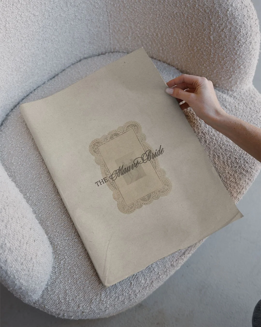 i focused on dainty details and a refined design for @themauvebride brand foundation 🎀

capturing the aesthetic that elicits emotions from the audience while staying true to her unique style, and i adore the results!

#branddesigner #branddesign #br