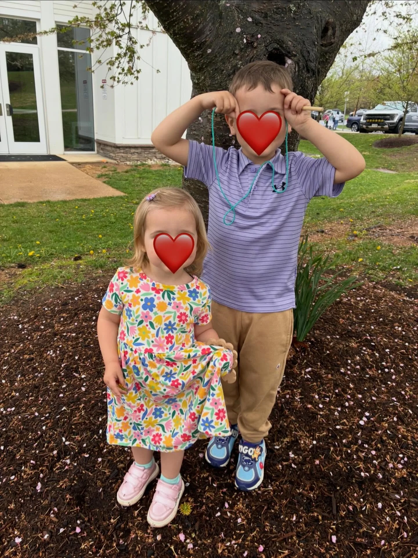 Sights from life 🌿🏡🤰🧘&zwj;♀️🧑&zwj;🍼🛝