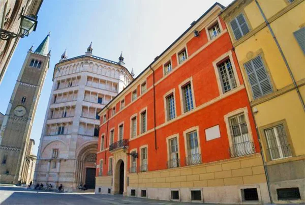 1.Palazzo-Dalla-Rosa-Prati-View-of-the-Dalla-Rosa-Prati-Palace.jpg.webp