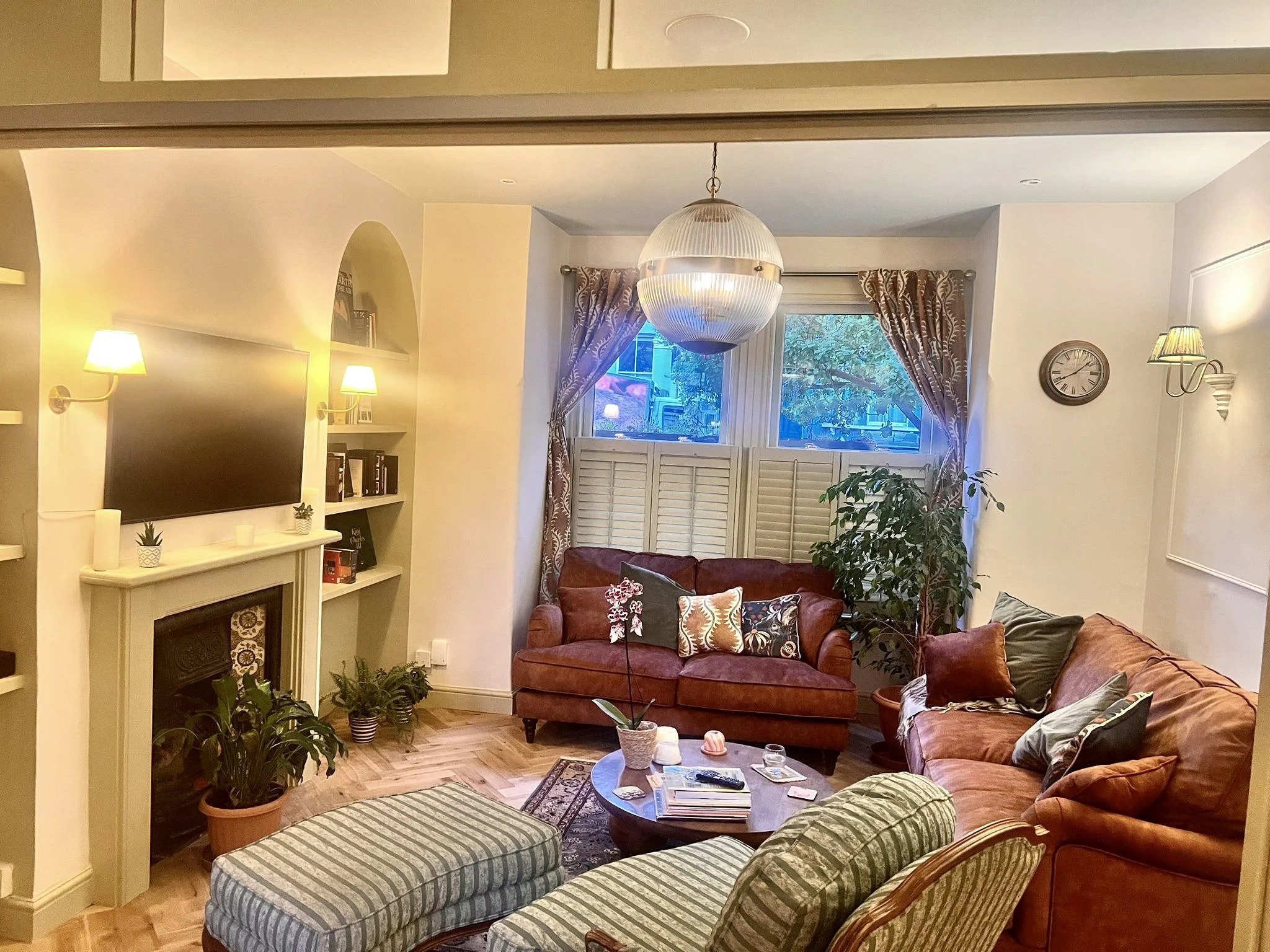 WhatsApp Image 2025-04-30 at 09.56.33 3.jpg