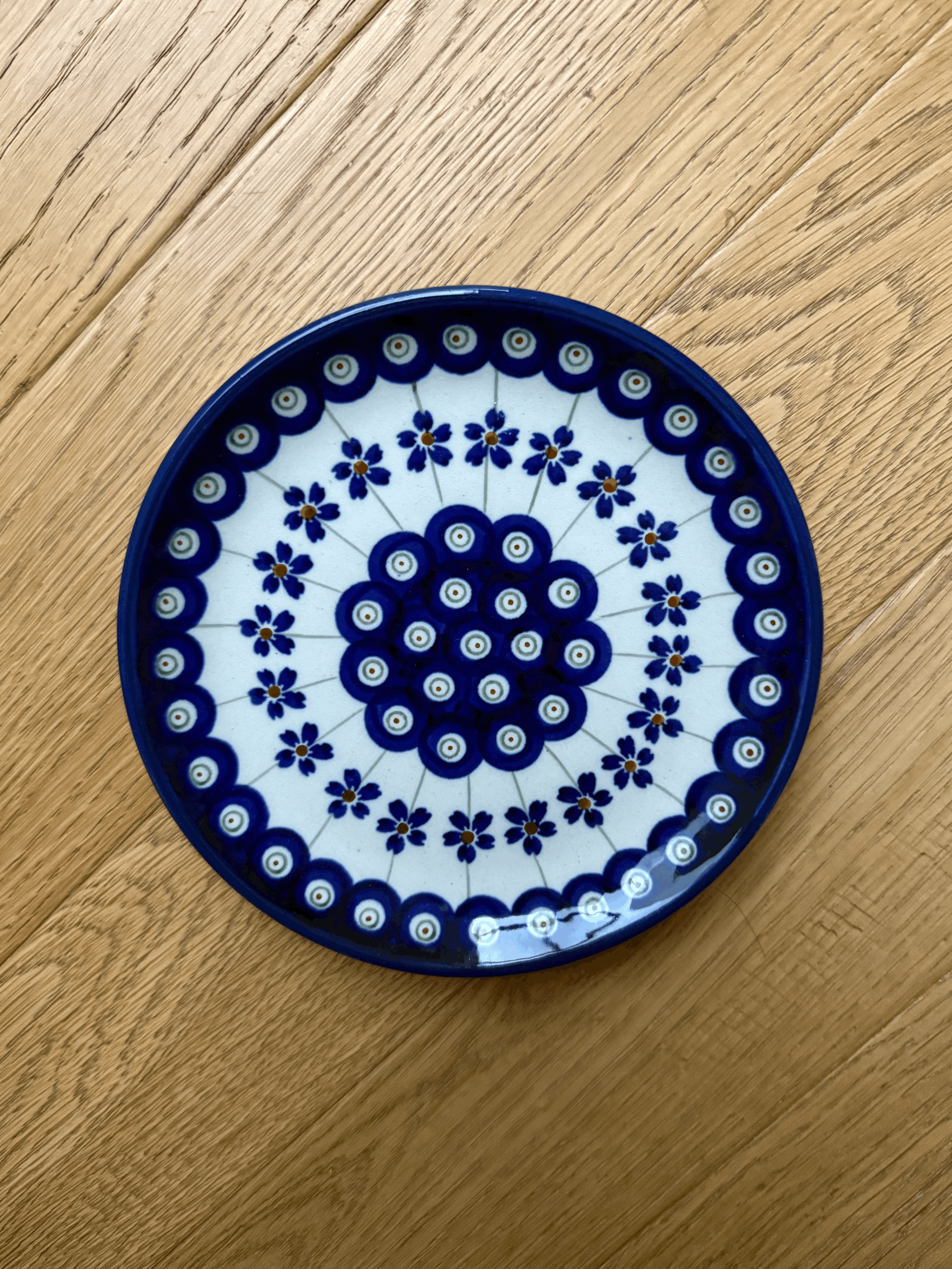 Small Plate 16m - Flower Wreath