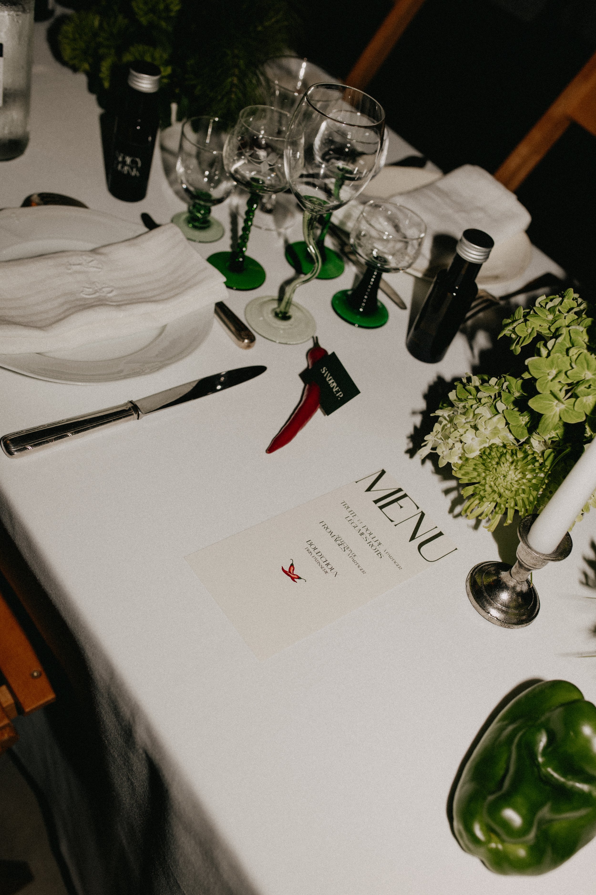 Wedding design styling banquet cocktail buffet mariage argenterie drapé dentelle vaisselle vintage piment pays basque bordeaux france