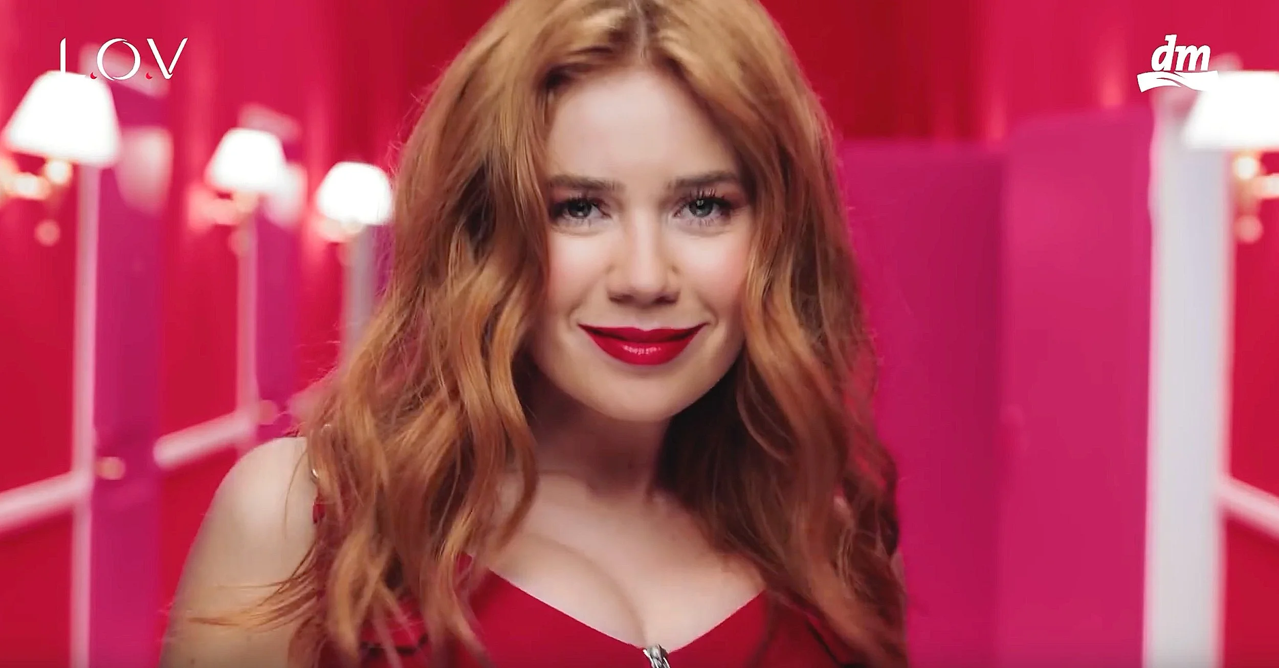 DM LOV DAY (DIR. MONICA MENEZ PROD. AGENCY ODDITY)