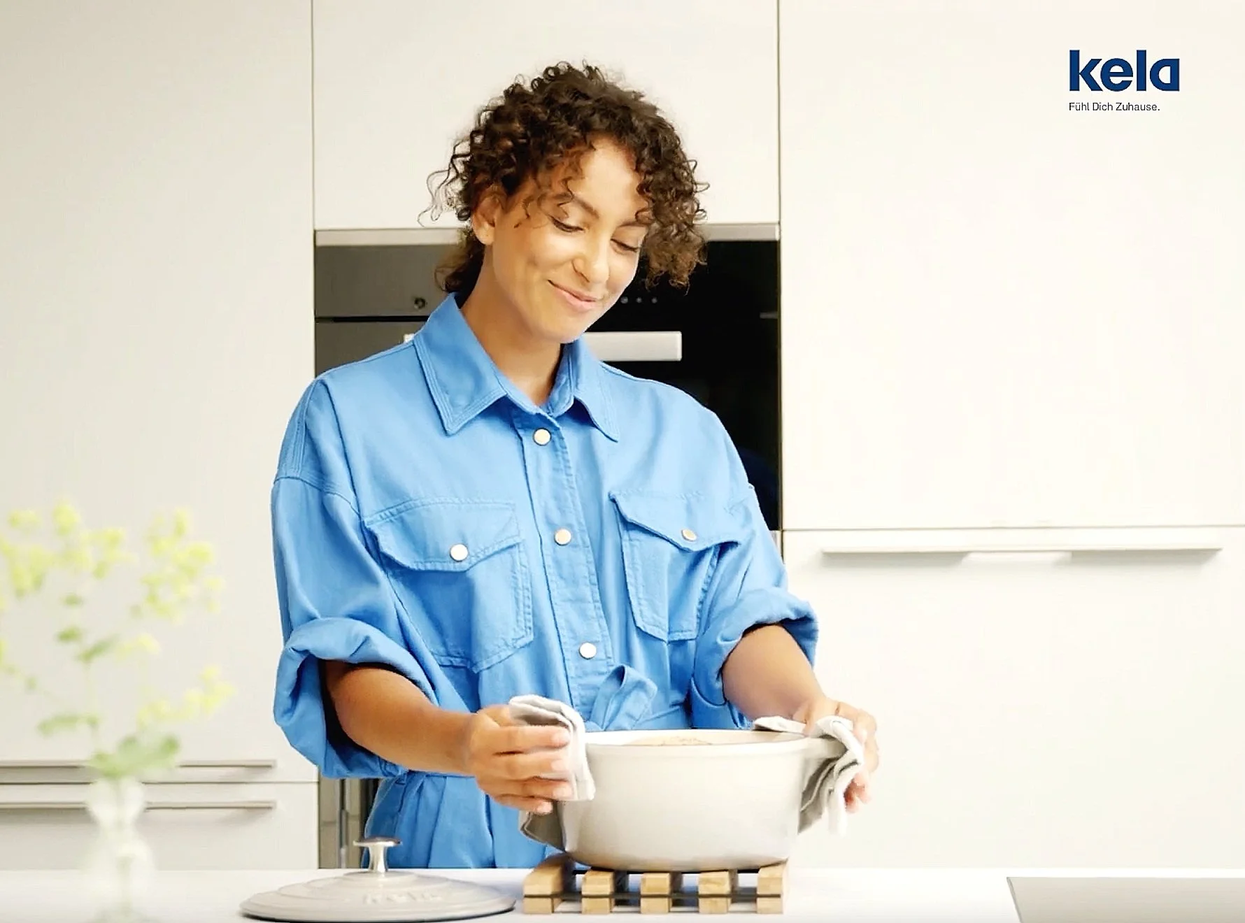 KELA CALIDO (AGENCY BILEKJAEGER)