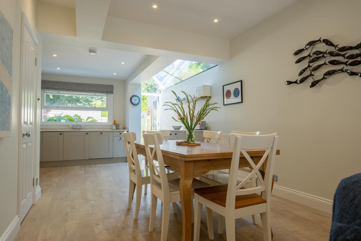 Hostd Homes_Holmwood  26.jpeg