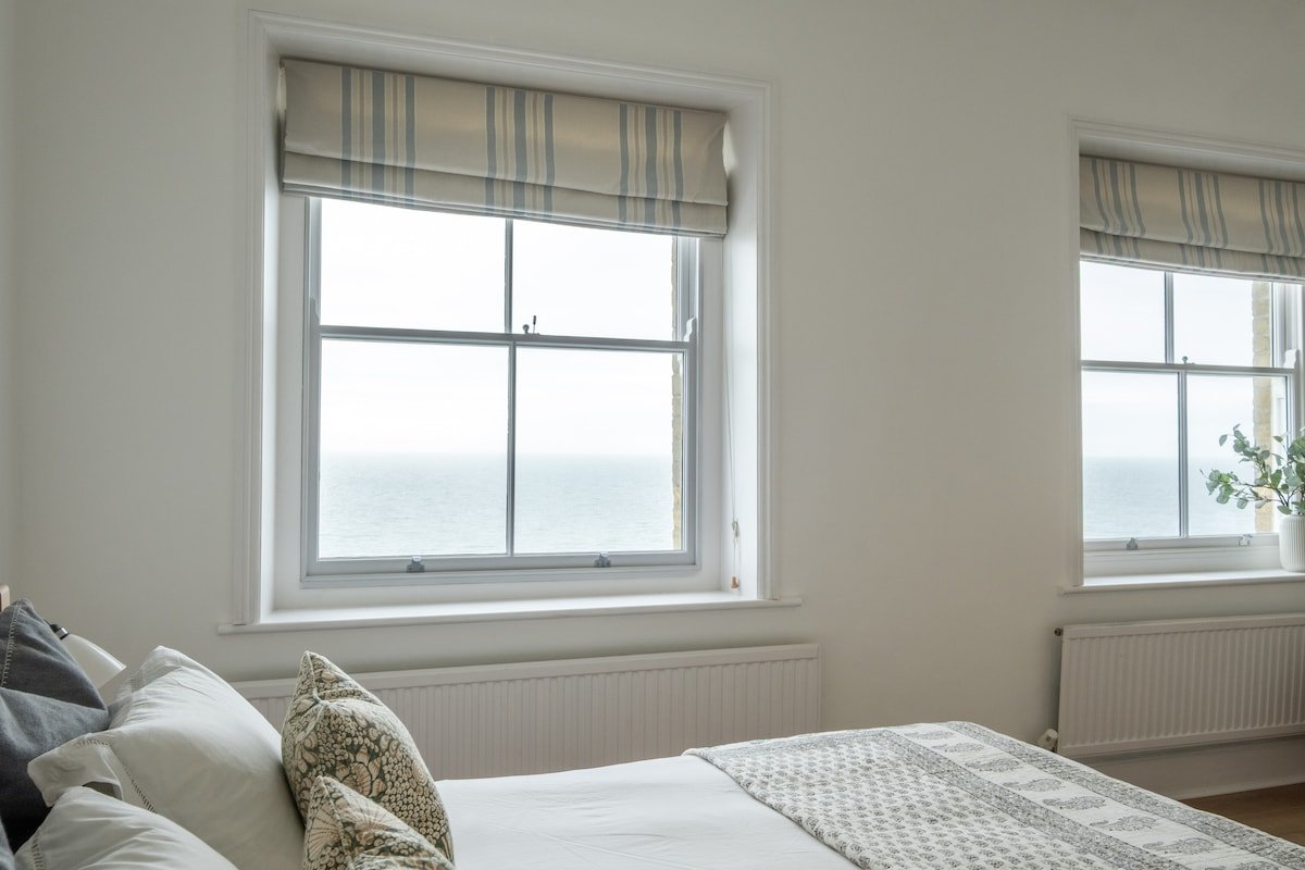 Devonshire Terrace hostd  bed view 1.jpeg