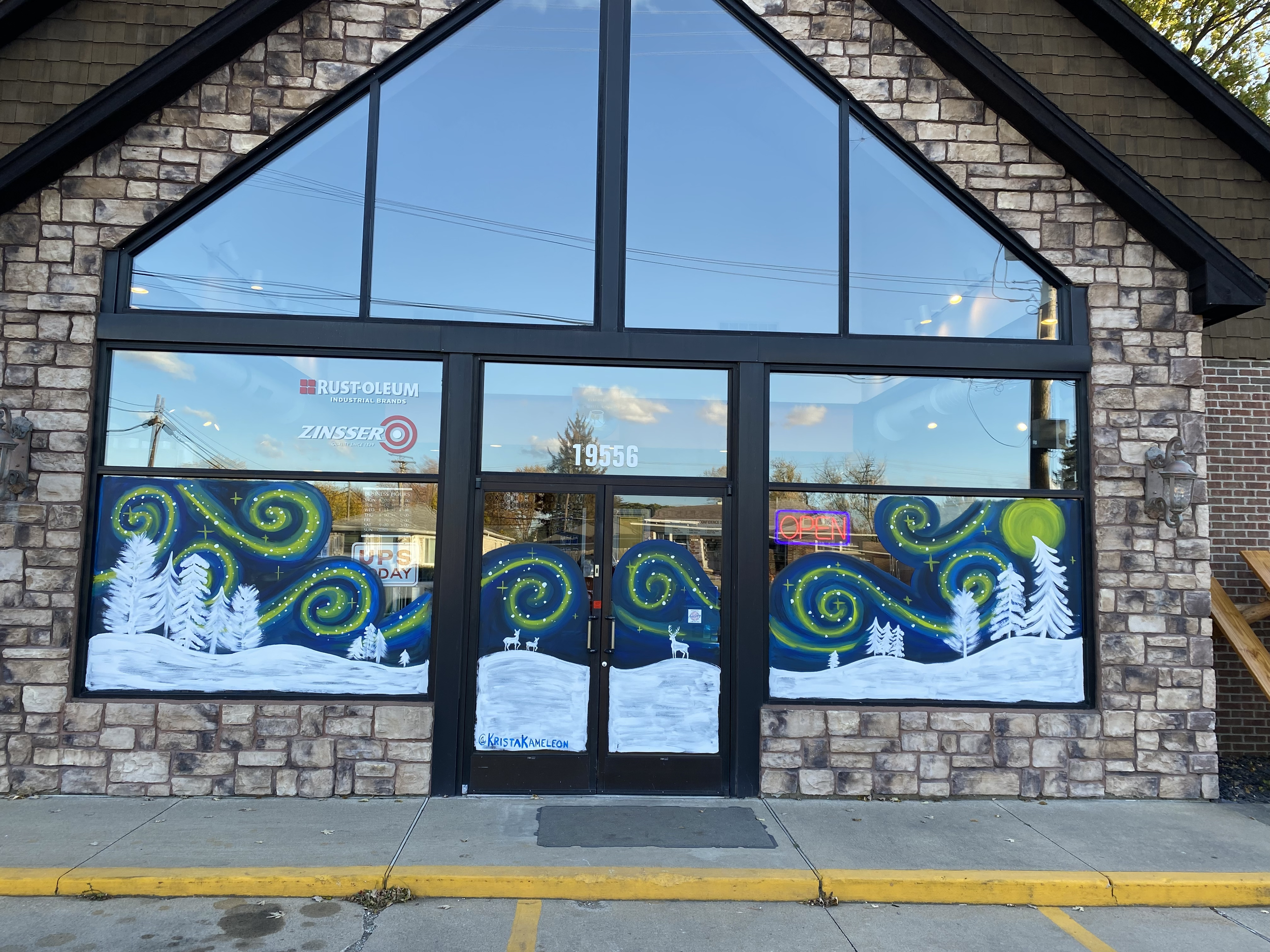 Krista-Kameleon-Christmas-window-Painting-6.png