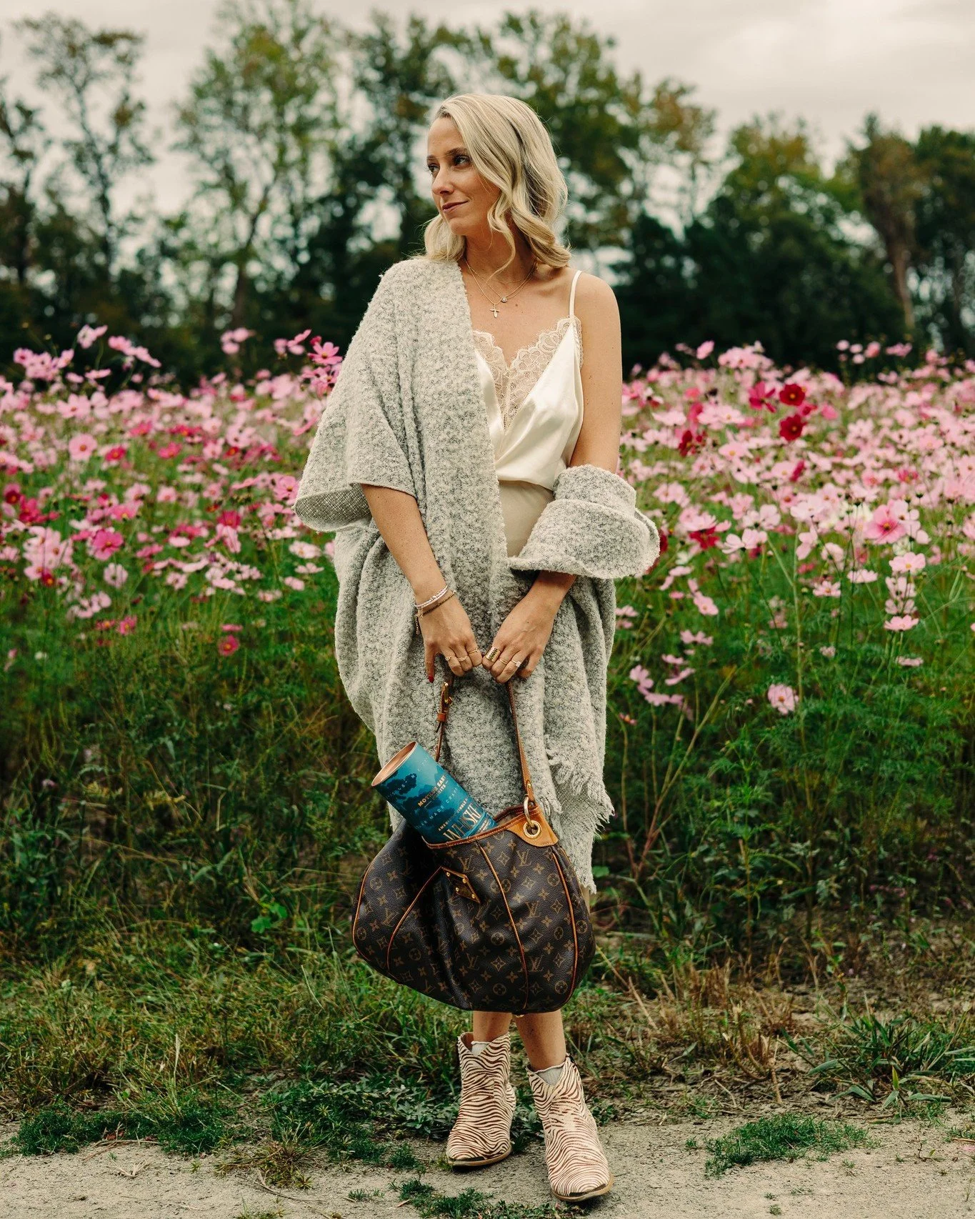 Elevate your pour. Mother Earth Spirits meets Lange Estate American Single Malt &mdash; where local craftsmanship and bold flavor collide. 🌿🥃
#quietluxury #ncmade #shoplocal