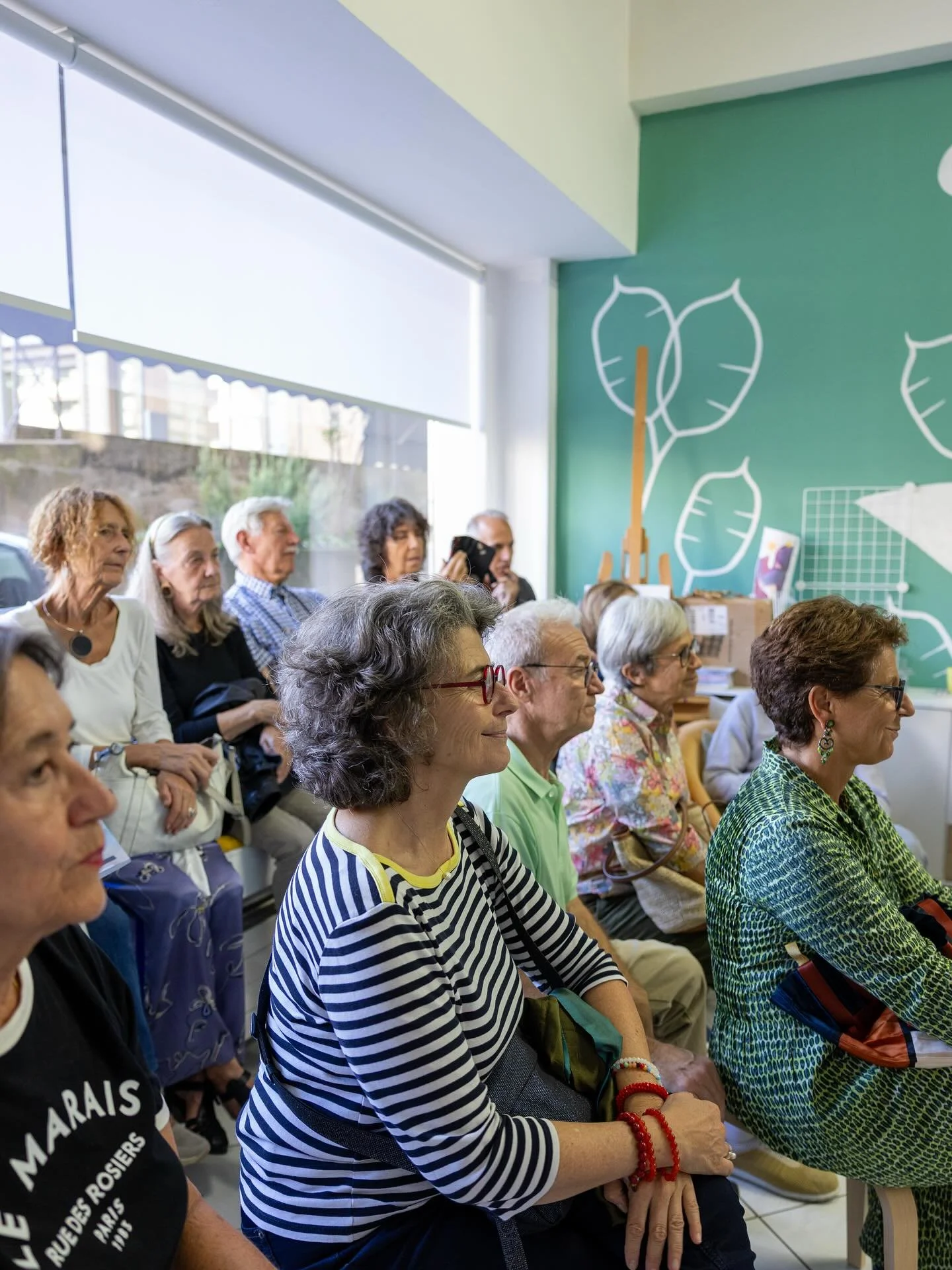 Grazie di cuore per essere venuti cos&igrave; numerosi alla presentazione di &ldquo;7 giorni con Elena Iris&rdquo;, poesie di Elena Spoerl, illustrazioni di @elanorburgyan ed edito da @giraffebiancheedizioni 

Ti sei perso la presentazione? Non preoc