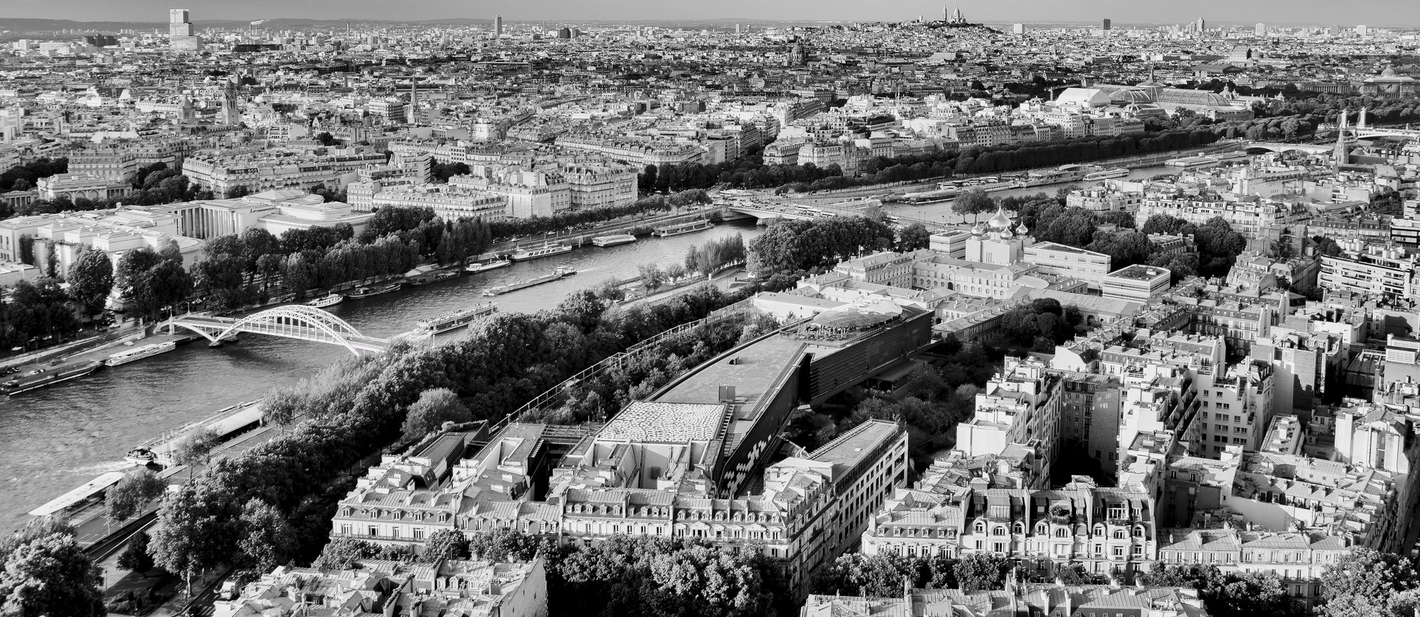 ParisSkylineLandscape.jpg