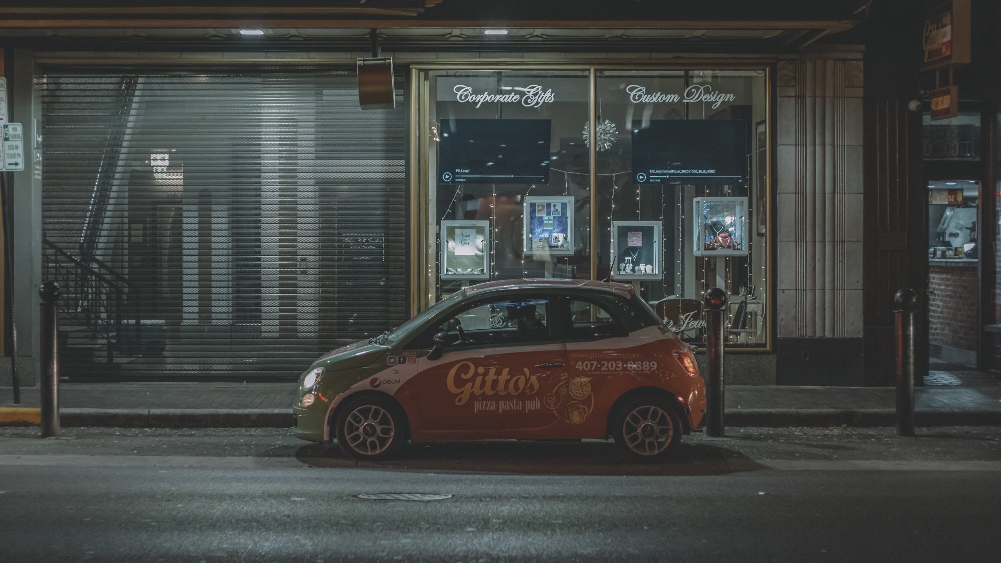 GittosPizzaCar.jpg