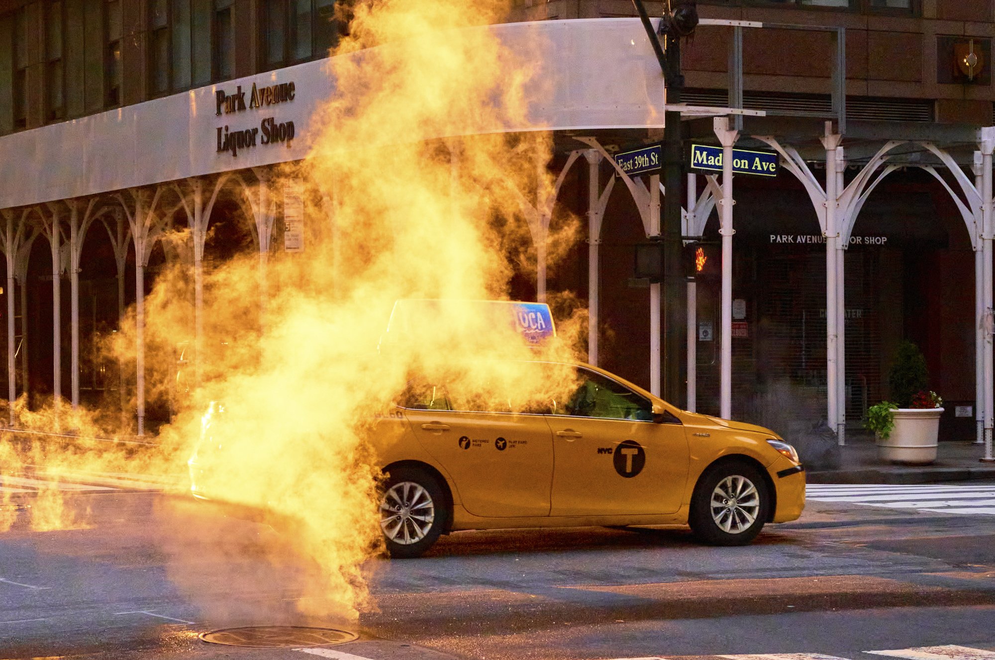 TaxiFire.jpg