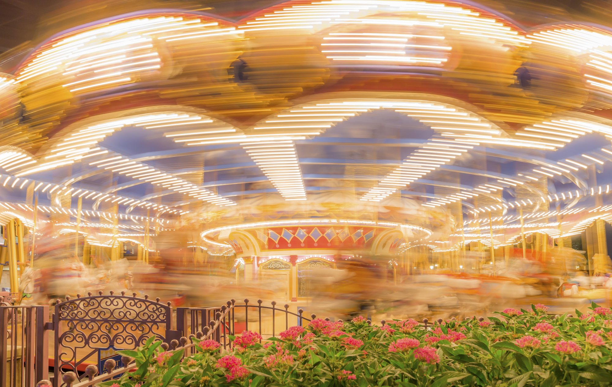 CarouselBlur.jpg
