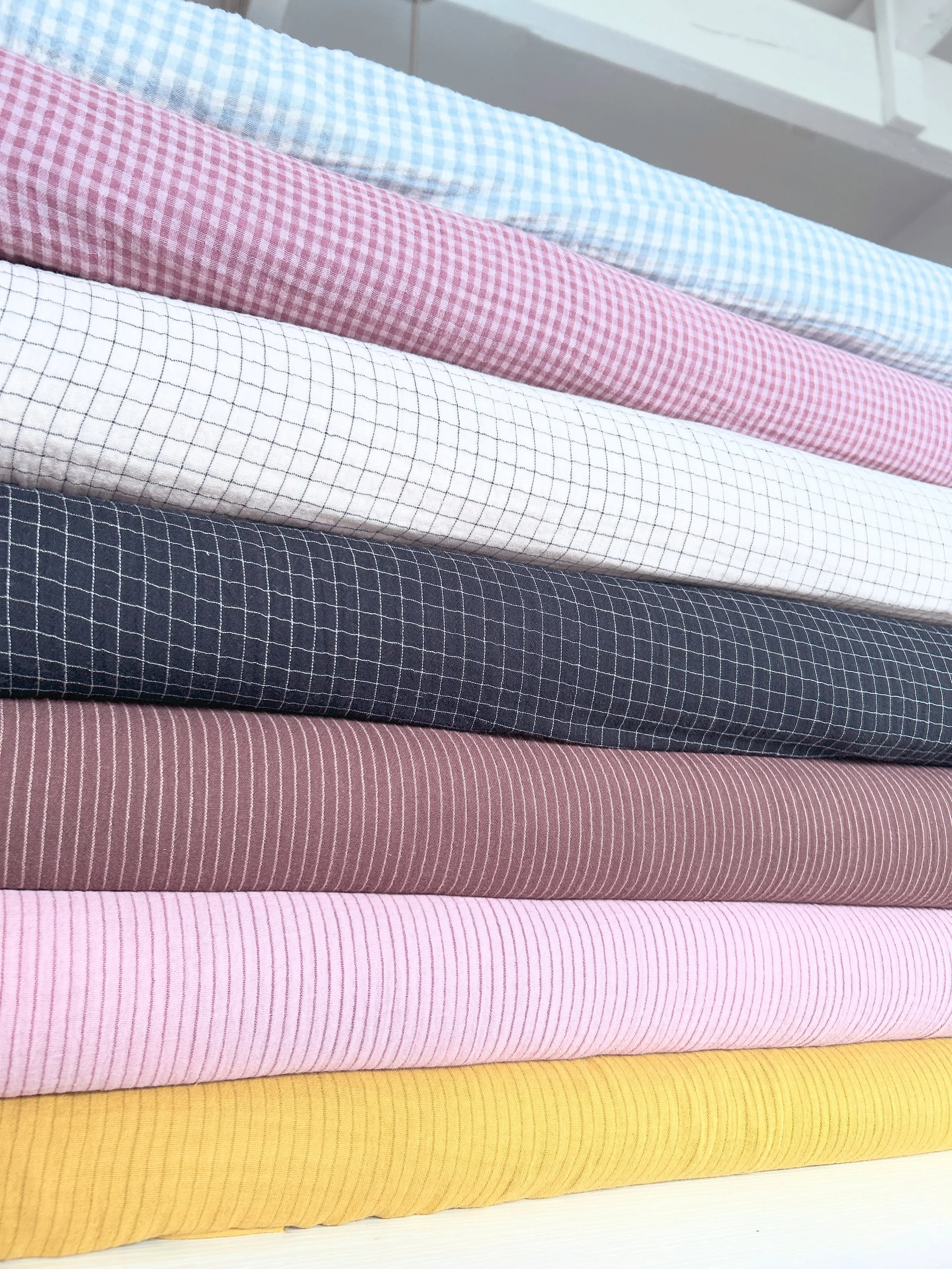 Double gauze is one of those fabrics that really earns its hype&hellip;two lightweight layers tacked together give it that signature airy feel, soft drape, and crinkly texture. It&rsquo;s breathable, easy to wear, and only gets softer with washing. T
