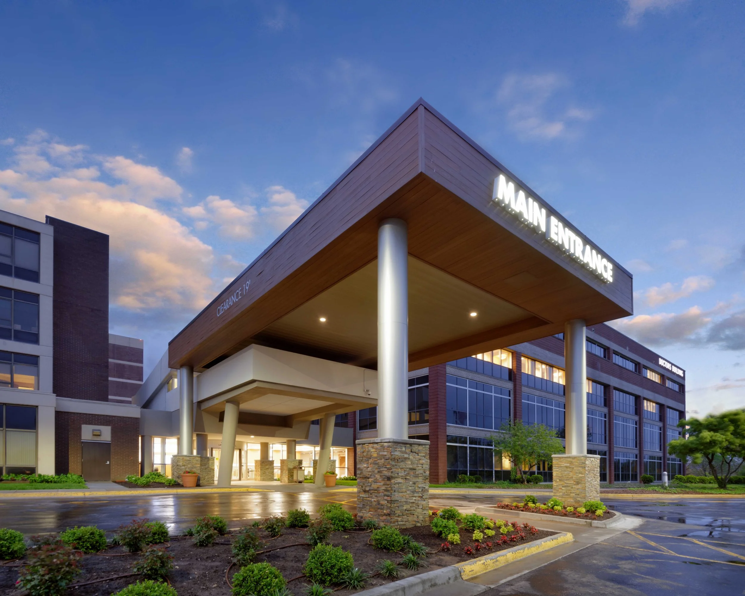 LibertyHospital-Ext-02_web.jpg
