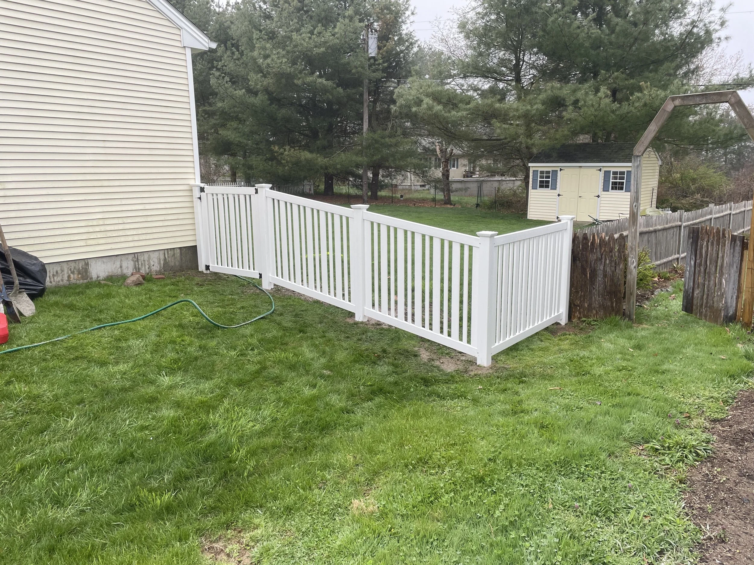 Cedar with Lattice Topper - Glastonbury.jpeg