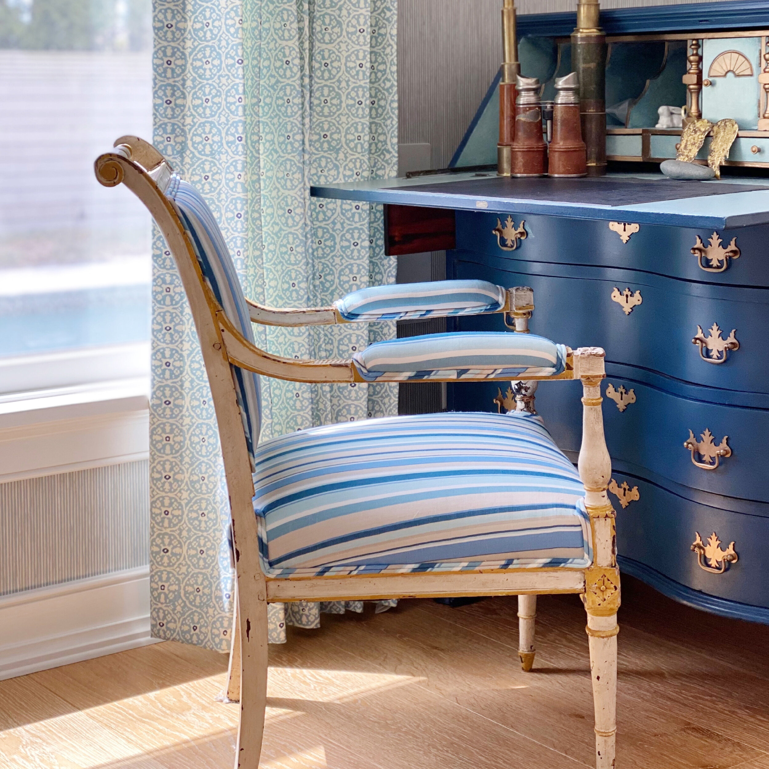 Interior design portfolio, vanity station, blues