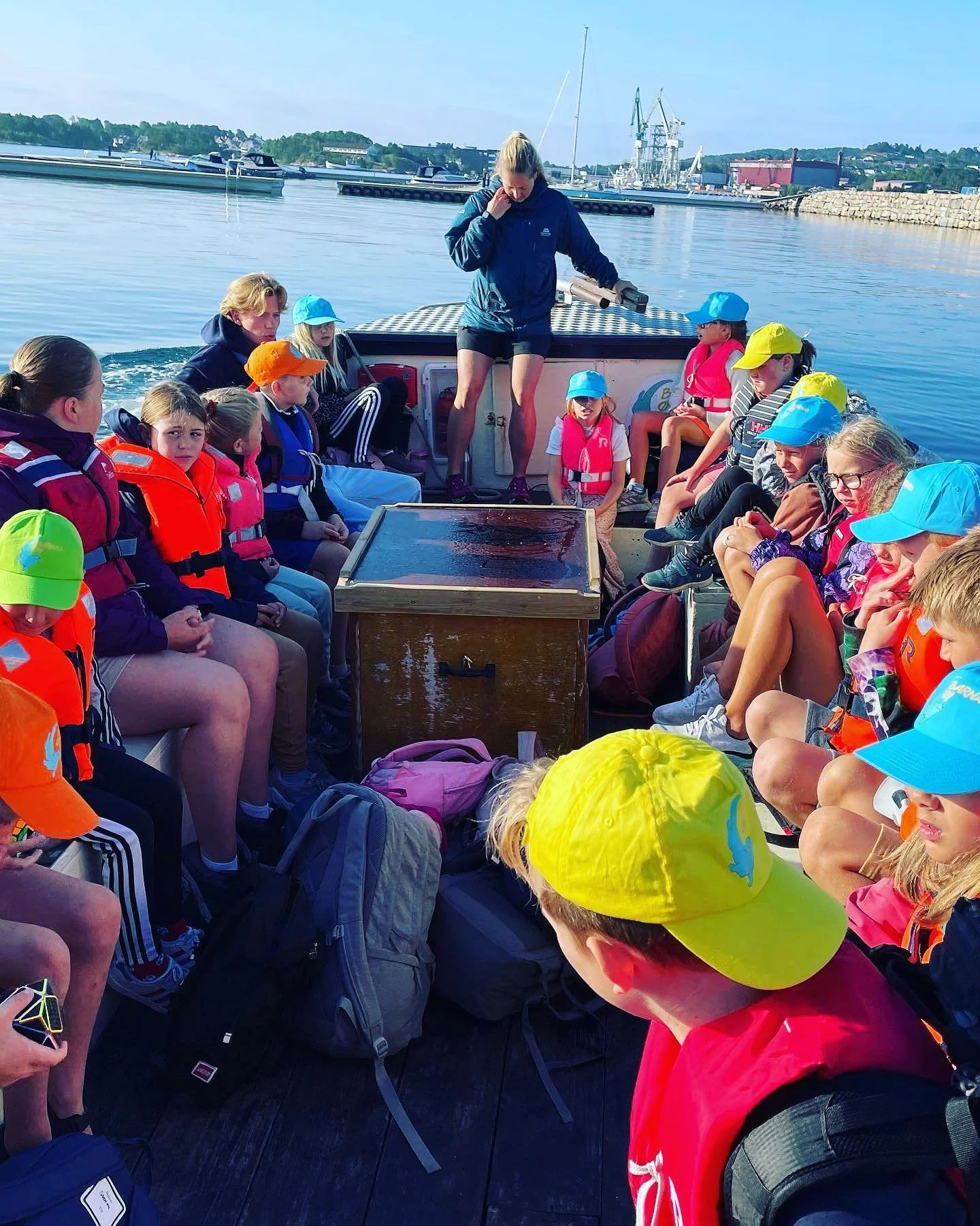 Snart er sommeren her.  Bestill via linken. 🤗. https://app.checkin.no/event/55302/sommercamp-barnas-%C3%B8y-2023--uke-26.  #sommer #sommercamp #bragd&oslash;ya #barnogunge #ferie #sommerferie #skolefri #kristiansand #kystkultur #sj&oslash;fartsdirek