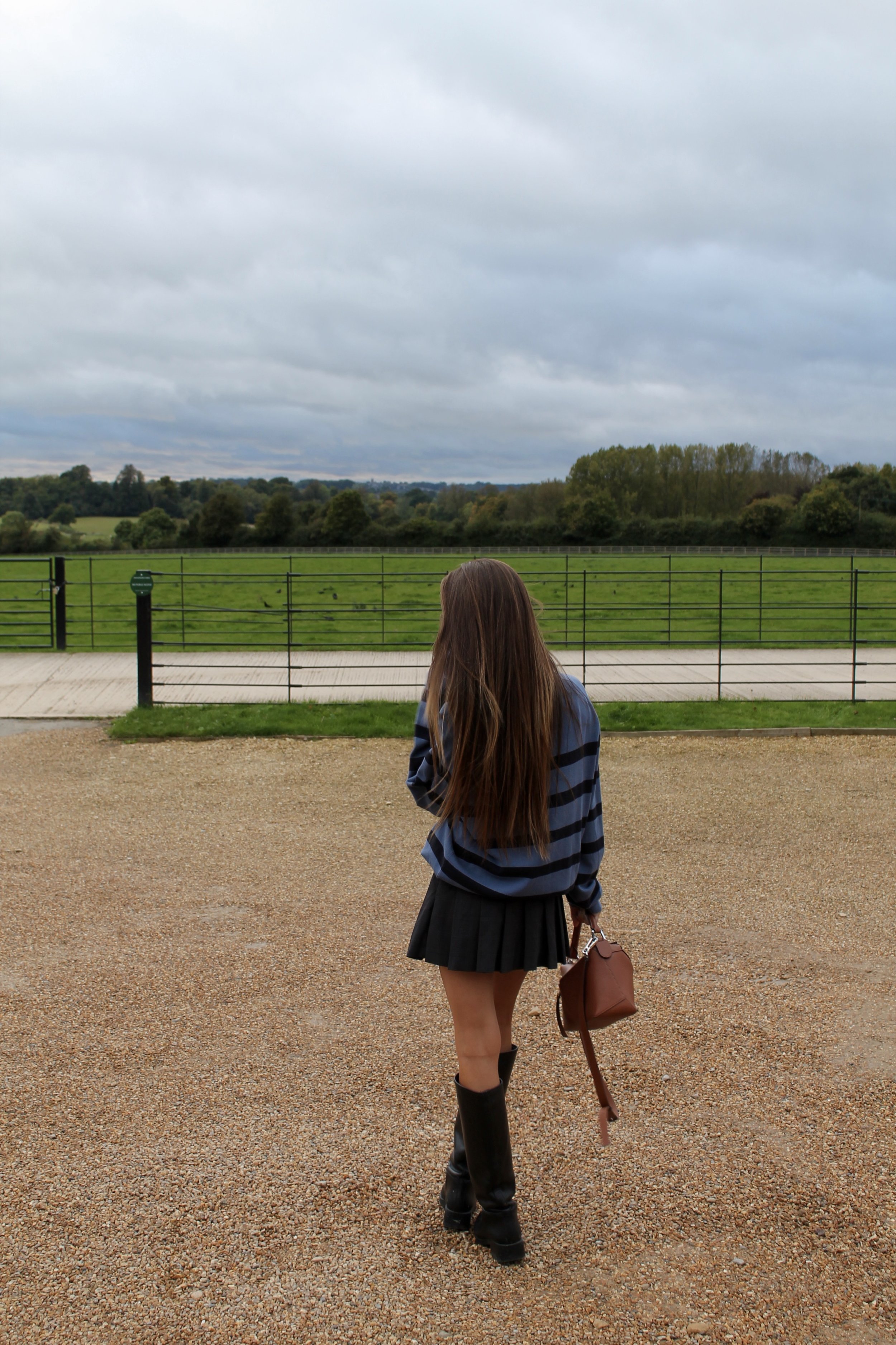 C7FF53E2-8C14-4198-B8BF-1C6F7E665A09.jpg