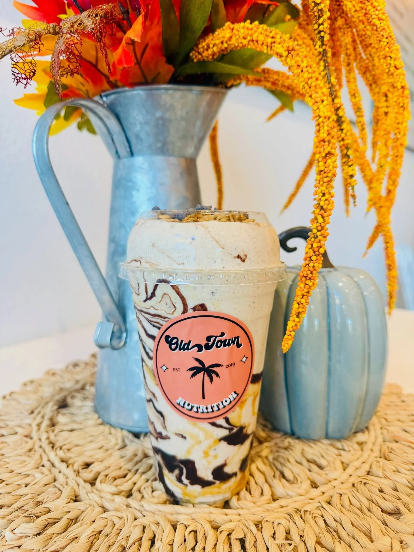 ✨ Fall flavors are here! ✨ Meet our newest Maple Pecan Crunch meal replacement protein shake &mdash; the perfect balance of delicious &amp; nutritious. Packed with protein, fiber, and cozy maple pecan goodness&hellip; it&rsquo;s like autumn in a cup!