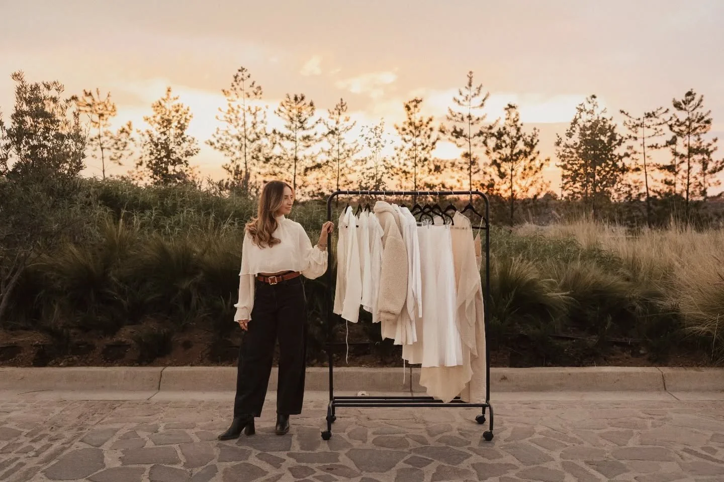 En @lacampinafrancesa creemos que el estilo es una extensi&oacute;n del espacio que habitamos. Por eso nos emociona colaborar con @theatelier_______ , expertos en Personal Styling. 

Nada es casualidad. As&iacute; como la arquitectura dialoga con la 