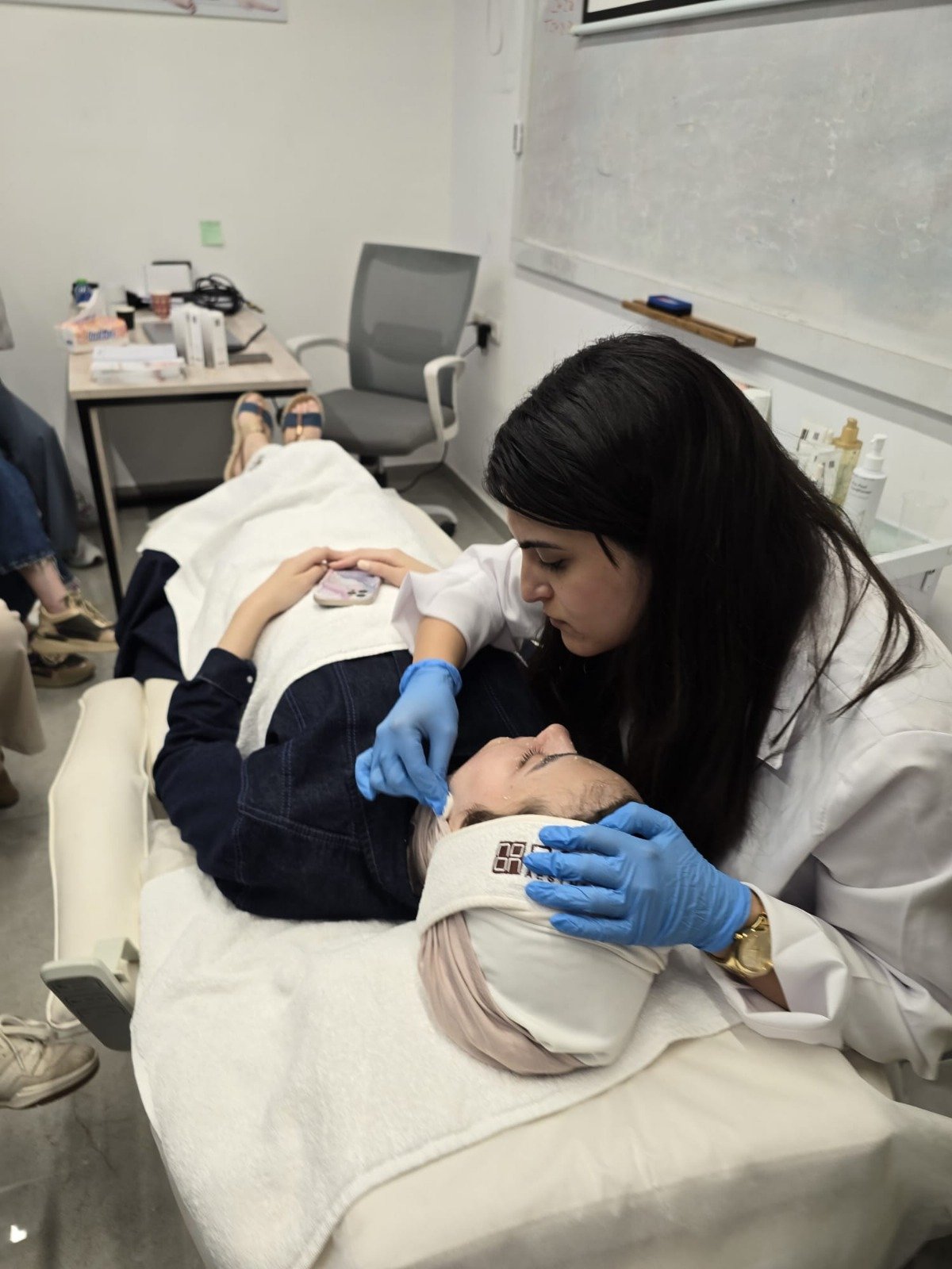 NOON Aesthetics Workshops — Where Science Meets Beauty