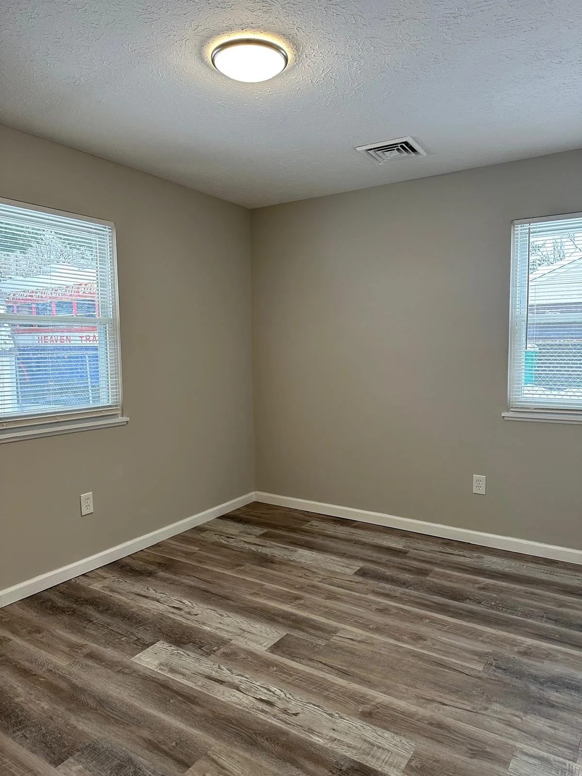 WhatsApp Image 2025-12-04 at 12.15.07 PM (12).jpeg