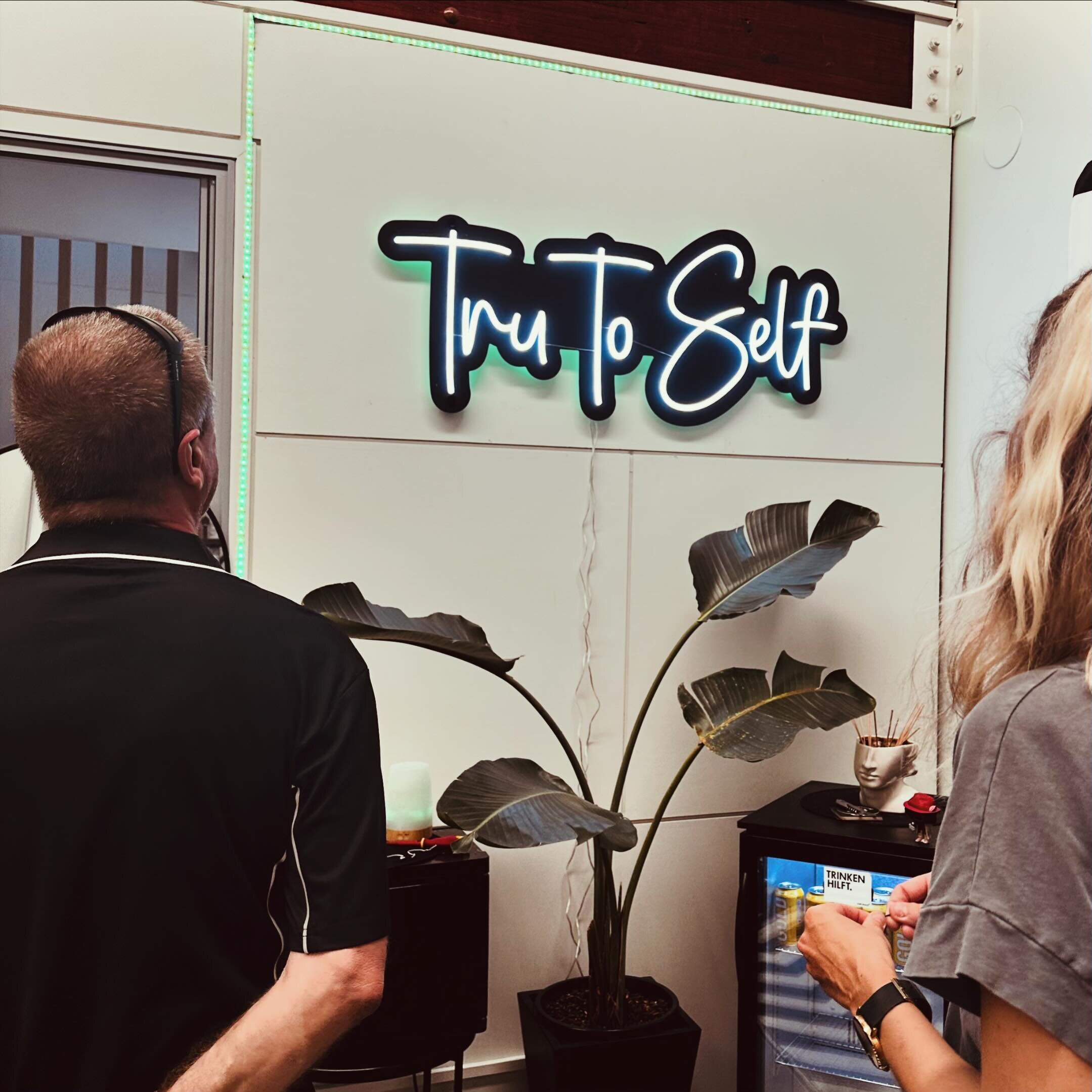 Best part of your day, when you can stand back and admire your work! We loved helping Julia create a neon to enhance her  industrial style ! By the way, if you are in the Coolum Beach area you need to check out  @his_barberyandlifestyle