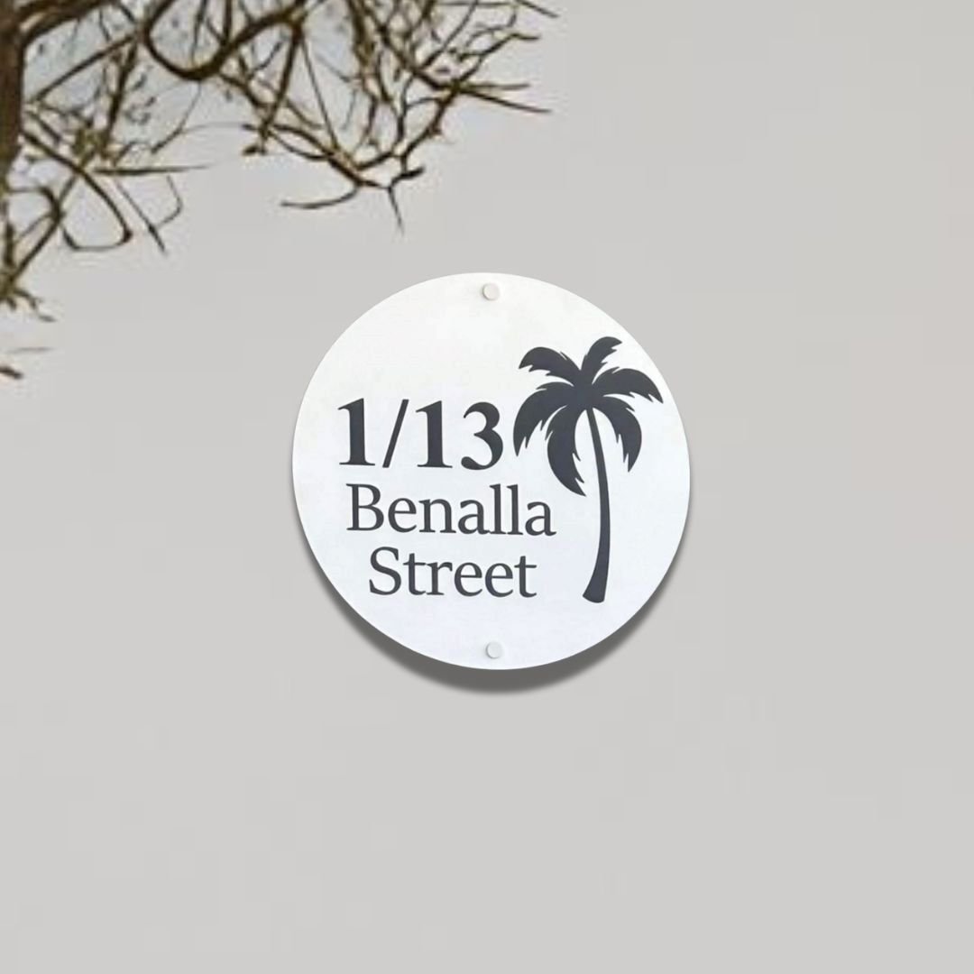 round-house-sign-matte.jpg