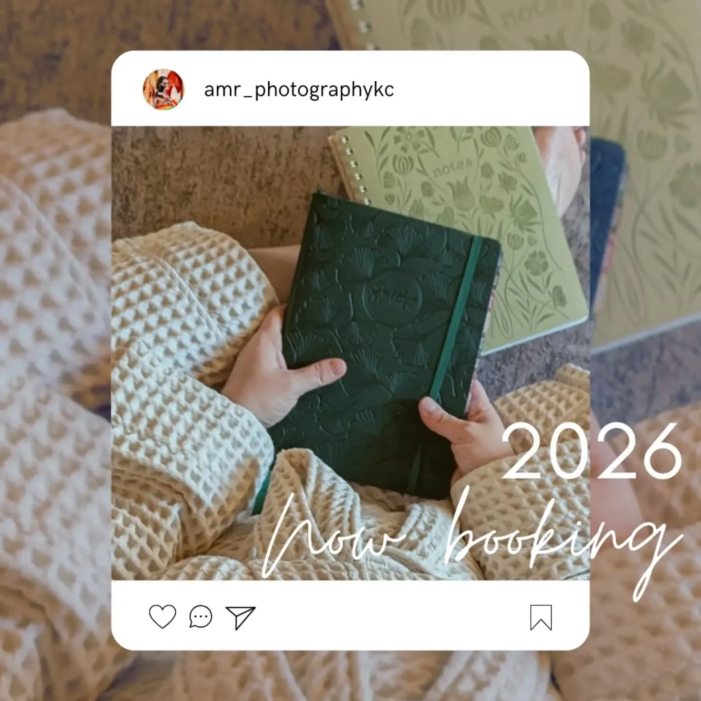 TIP TUESDAY: Book your photo session early.
Future you will thank you&mdash;probably with coffee and a smug little smile.
When you book ahead, you get:
&bull; first pick of dates (hello golden hour ✨)
&bull; time to plan outfits without panic-buying 