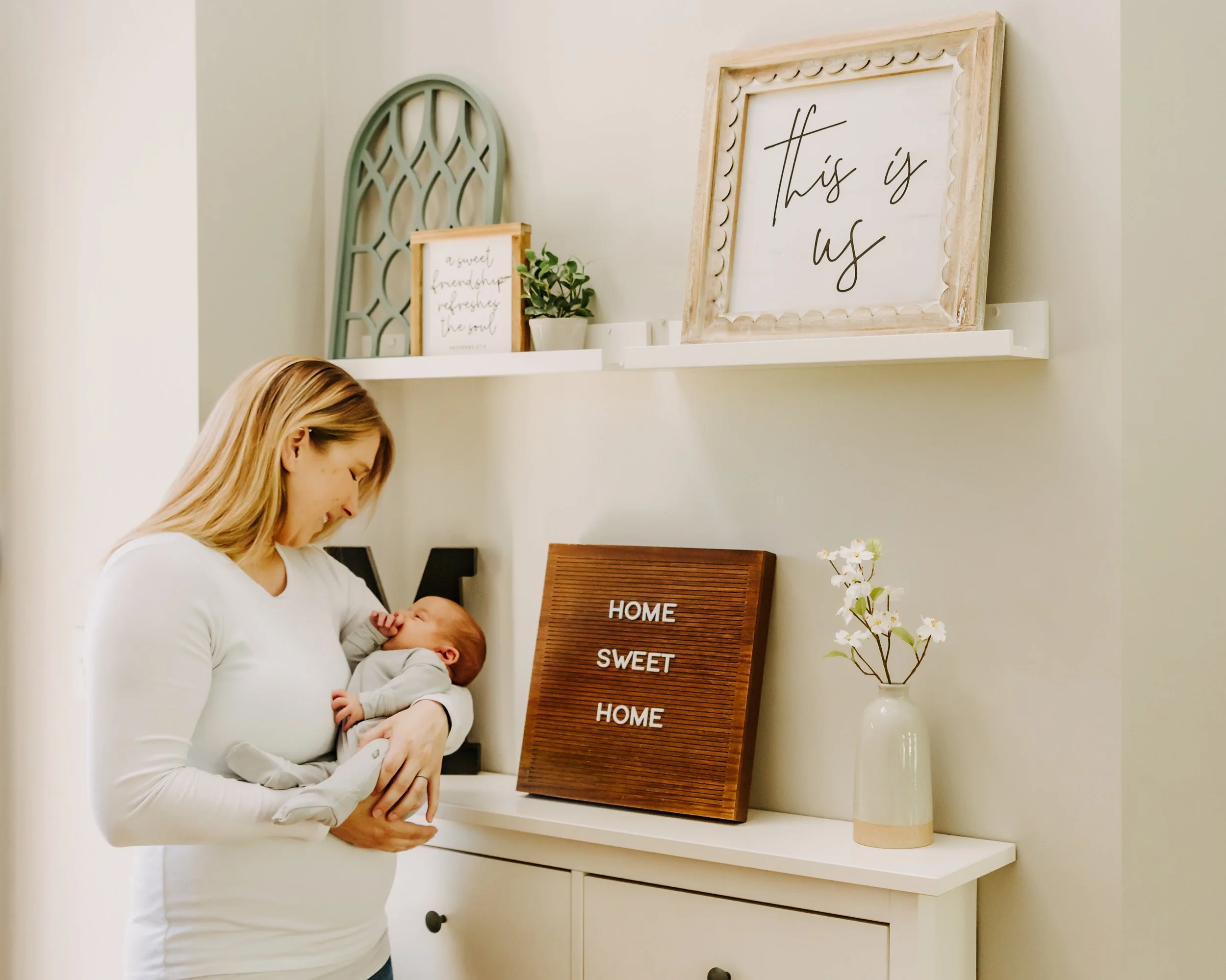 Manz Newborn-22.jpg