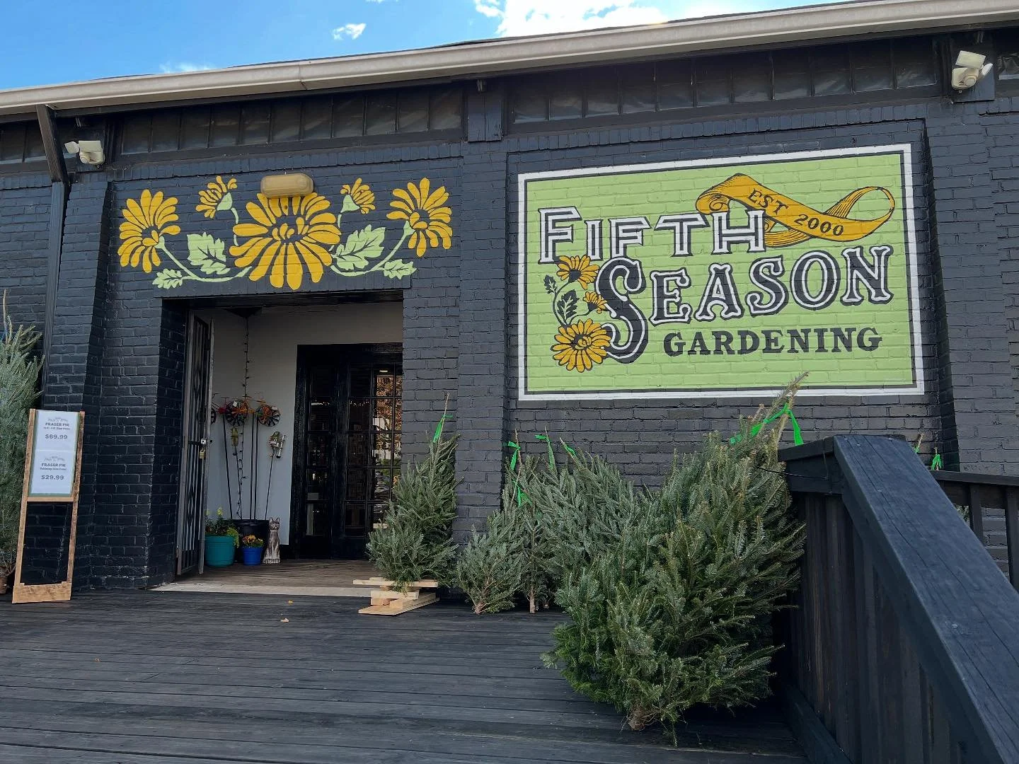 Very excited to welcome @5s_raleigh to town! Beautiful orchids, gardening needs, and holiday gifts in a wonderful refurbished space 🤩🌿🎁 #shoplocal #gardening #urbangarden #gifts