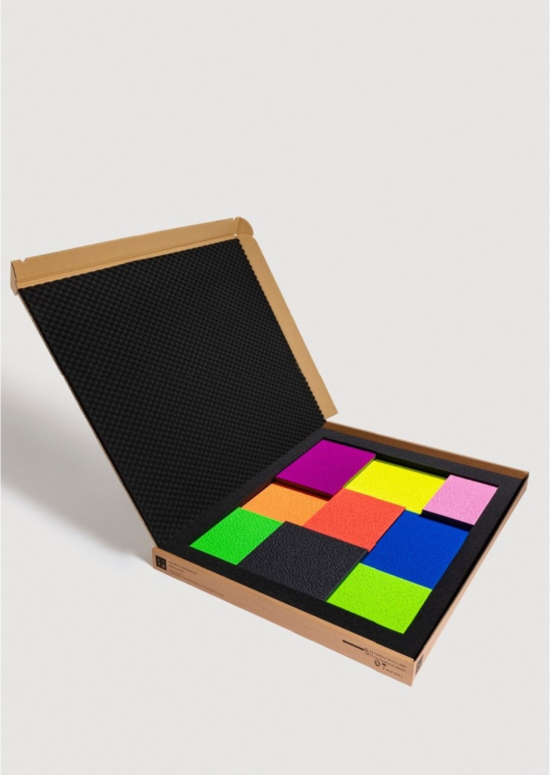 Color, Nine Times - Peter Halley - Ze Arts Worldwide - -
