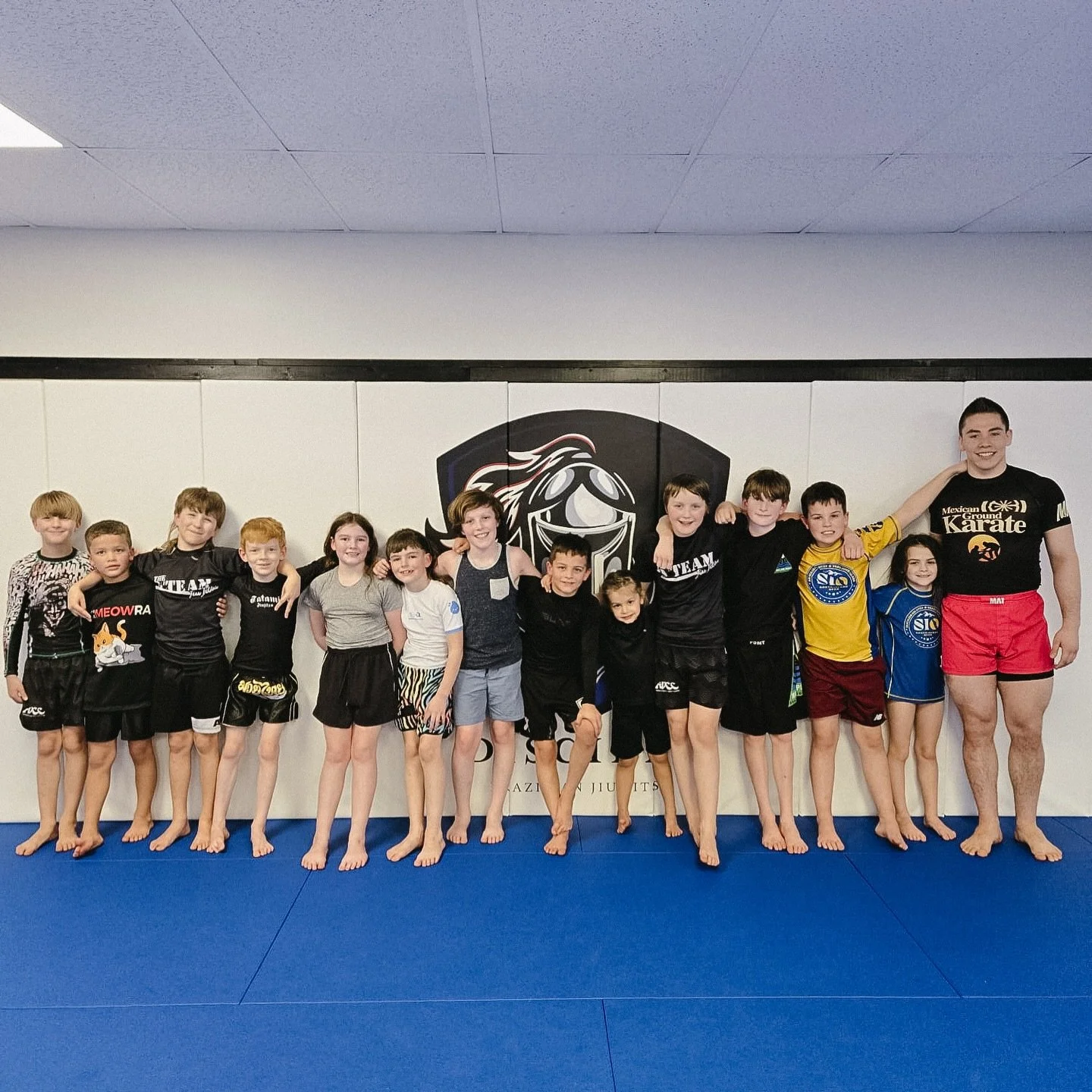 Kids wrestling class @ 4:00pm on Mondays 🤼 

We had some visitors from @onguardbjj today, thanks to the Nelson squad for joining us!
