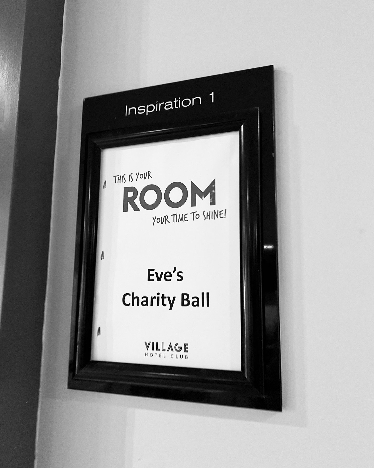 A few snippets from the charity ball performance on Saturday at @villagehotels 

Joined by the exceptional @tomhainesmusic on drums 🥁
A great evening raising money for @sensecharity thanks so much for having us @eveeralphhx @itsaplan.events 🎶🎸🎤🎹