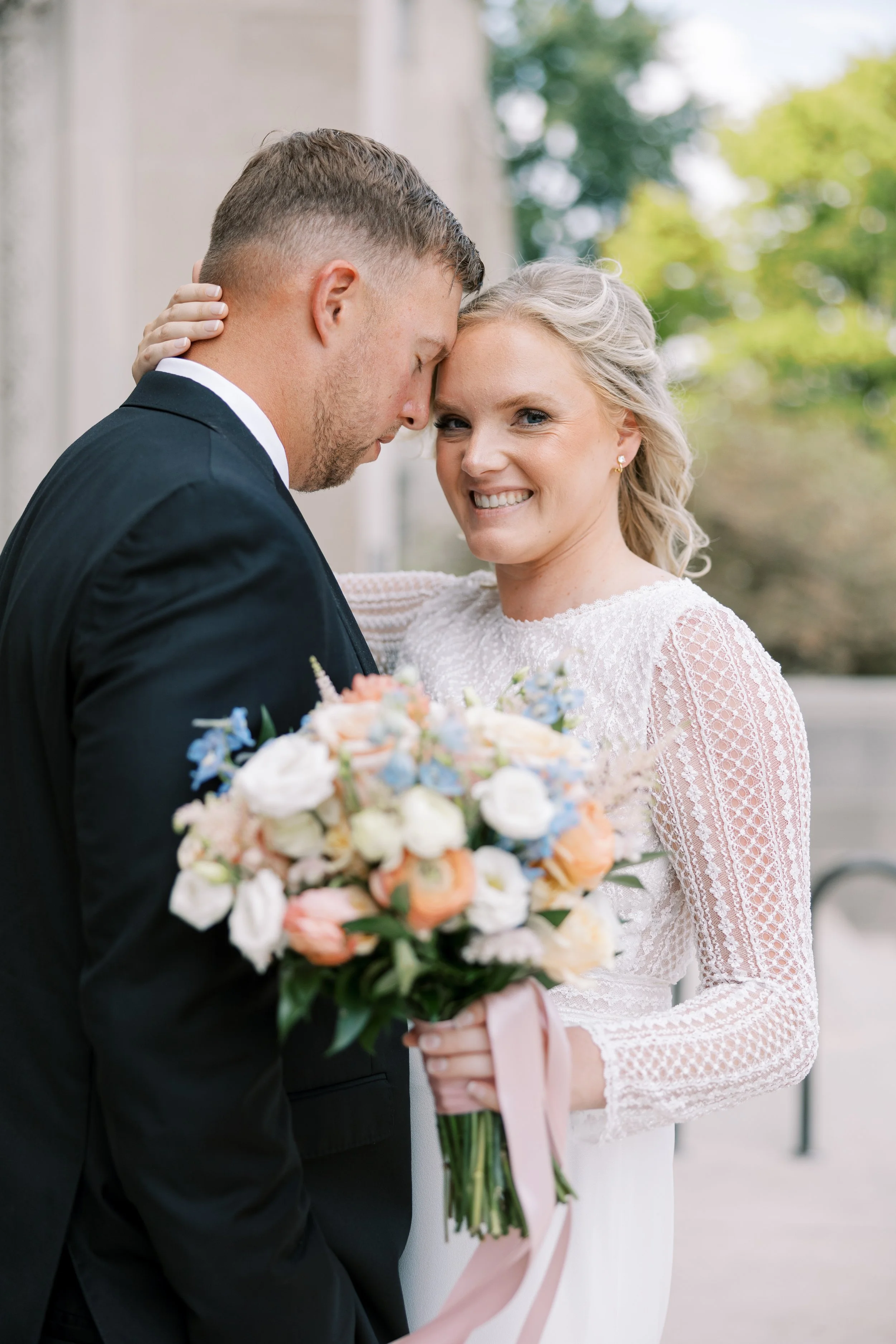 Erica & Luke _ Sneak Peeks-26.jpg