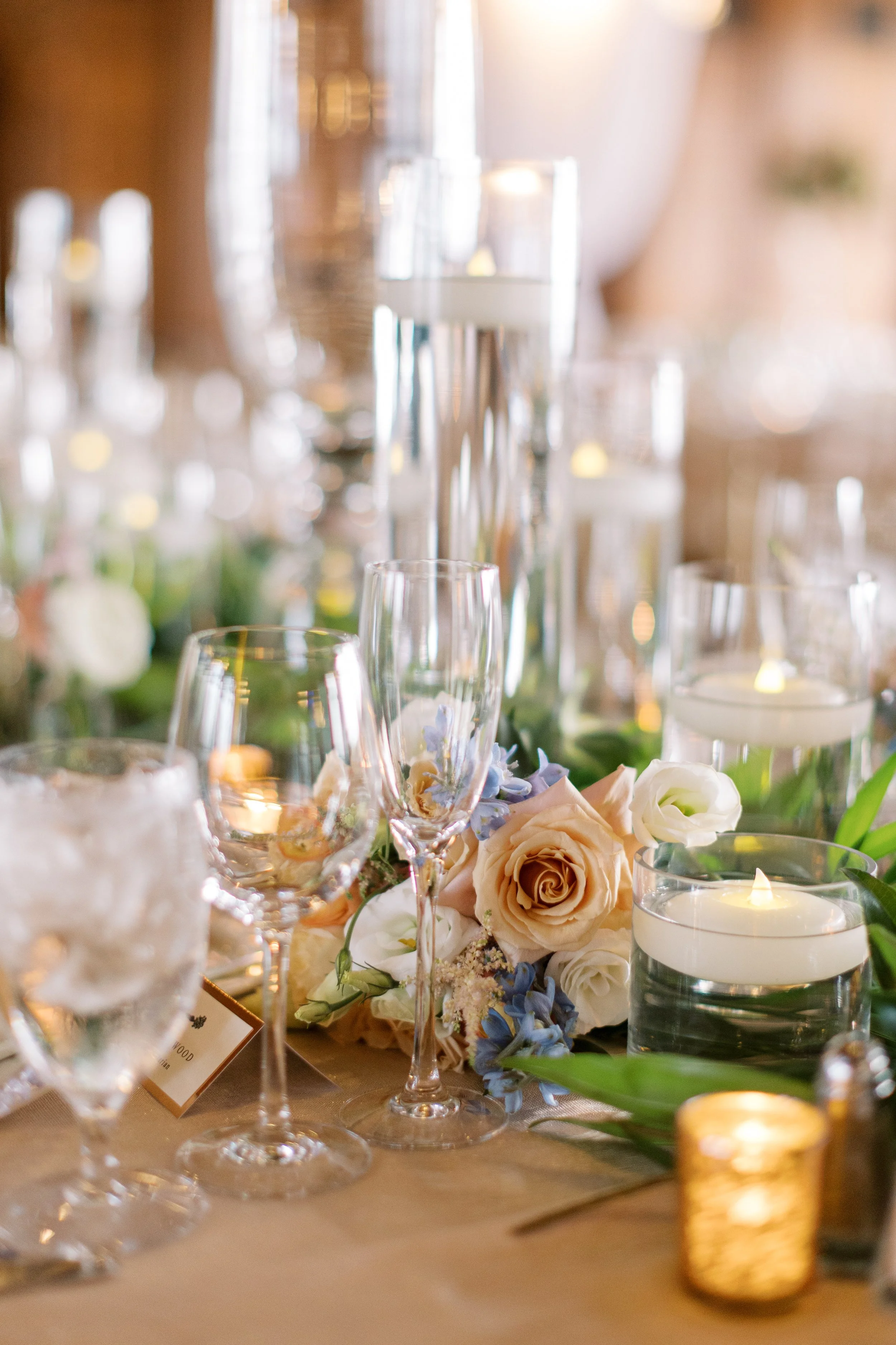 Erica & Luke _ Sneak Peeks-35.jpg