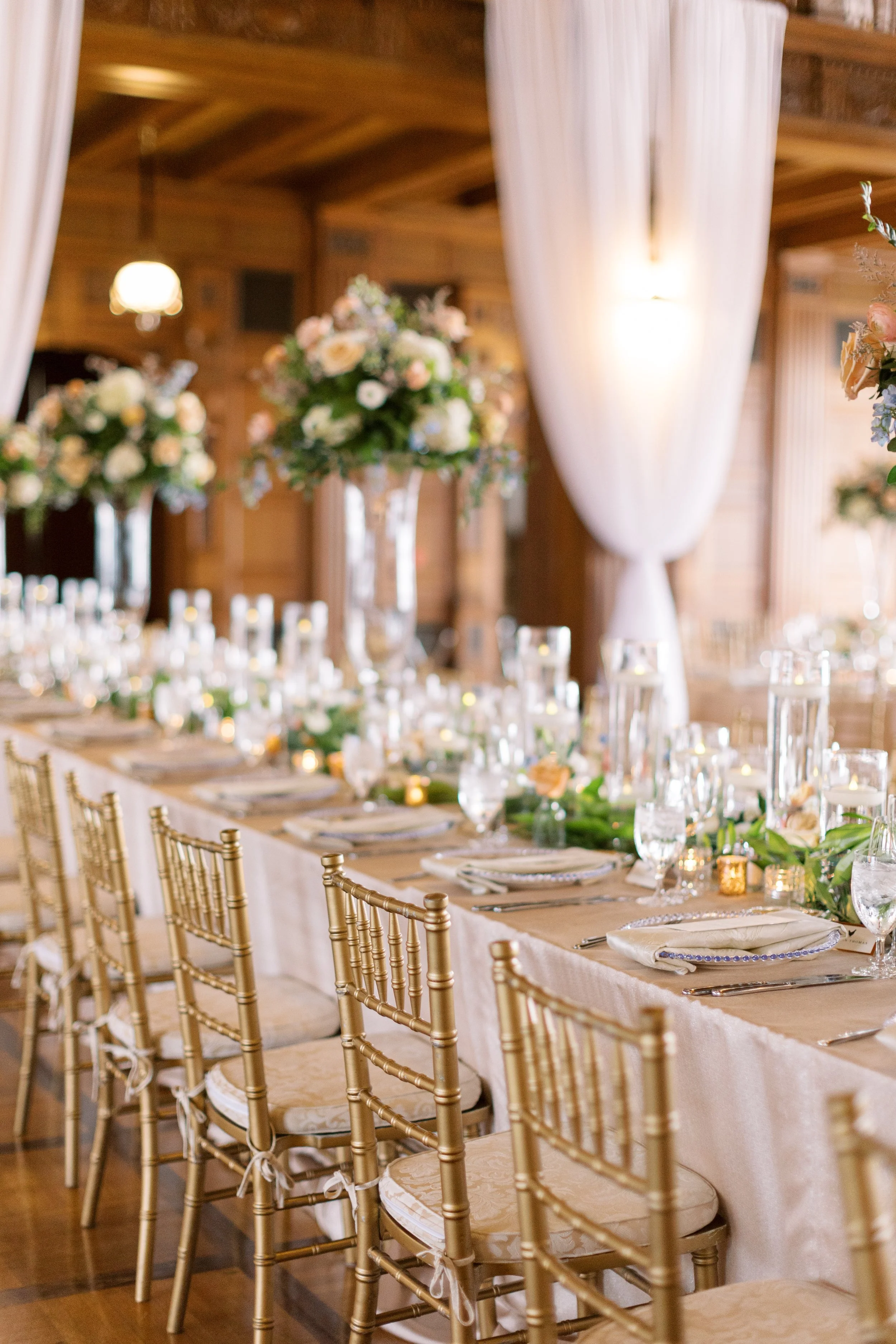 Erica & Luke _ Sneak Peeks-36.jpg